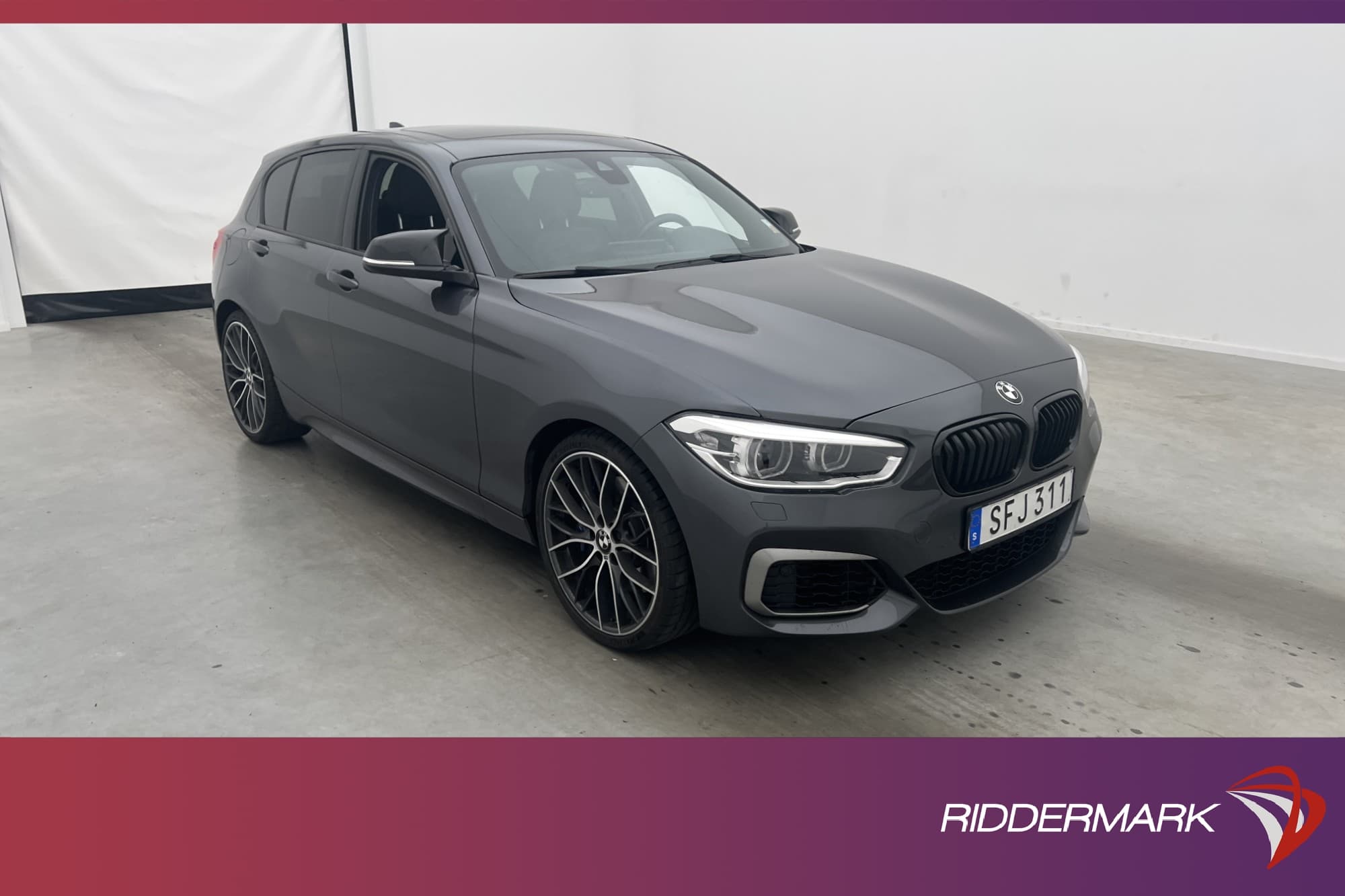 BMW M135i xDrive 326hk Taklucka H/K Navi Skinn Kamera