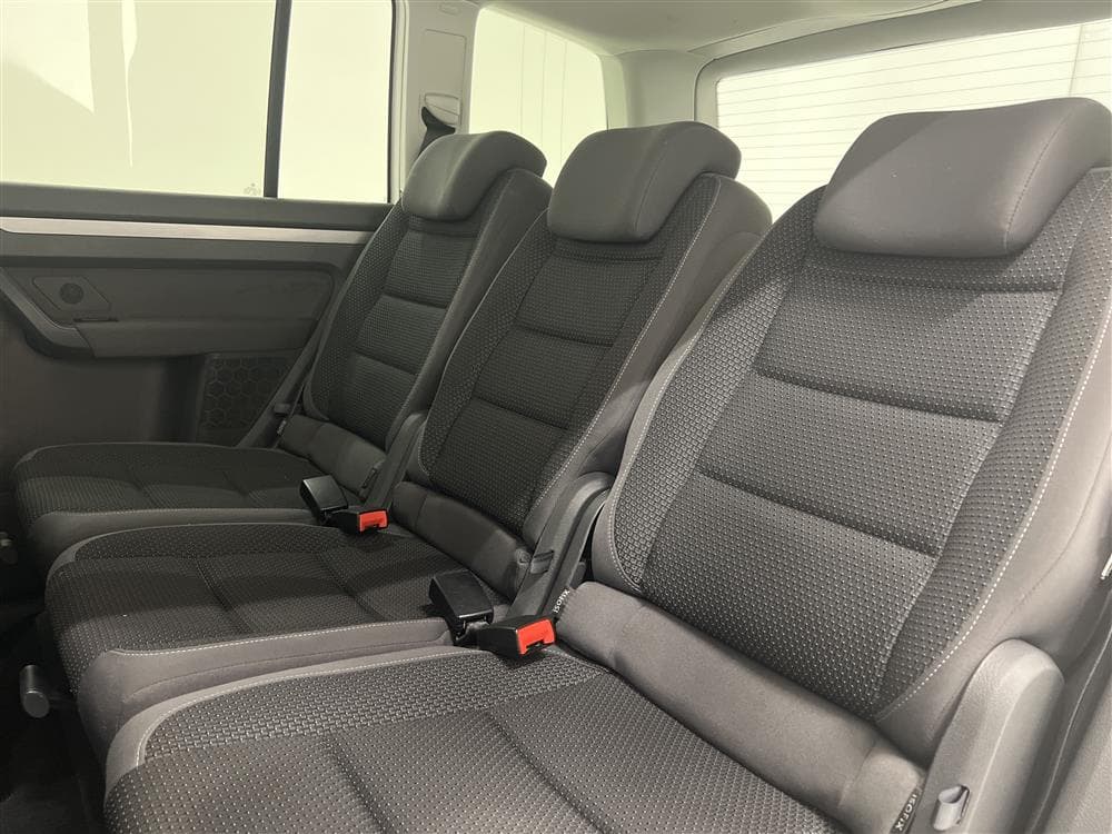 VW Touran 1.4 TGI EcoFuel 150hk 514:- Årsskattinteriör