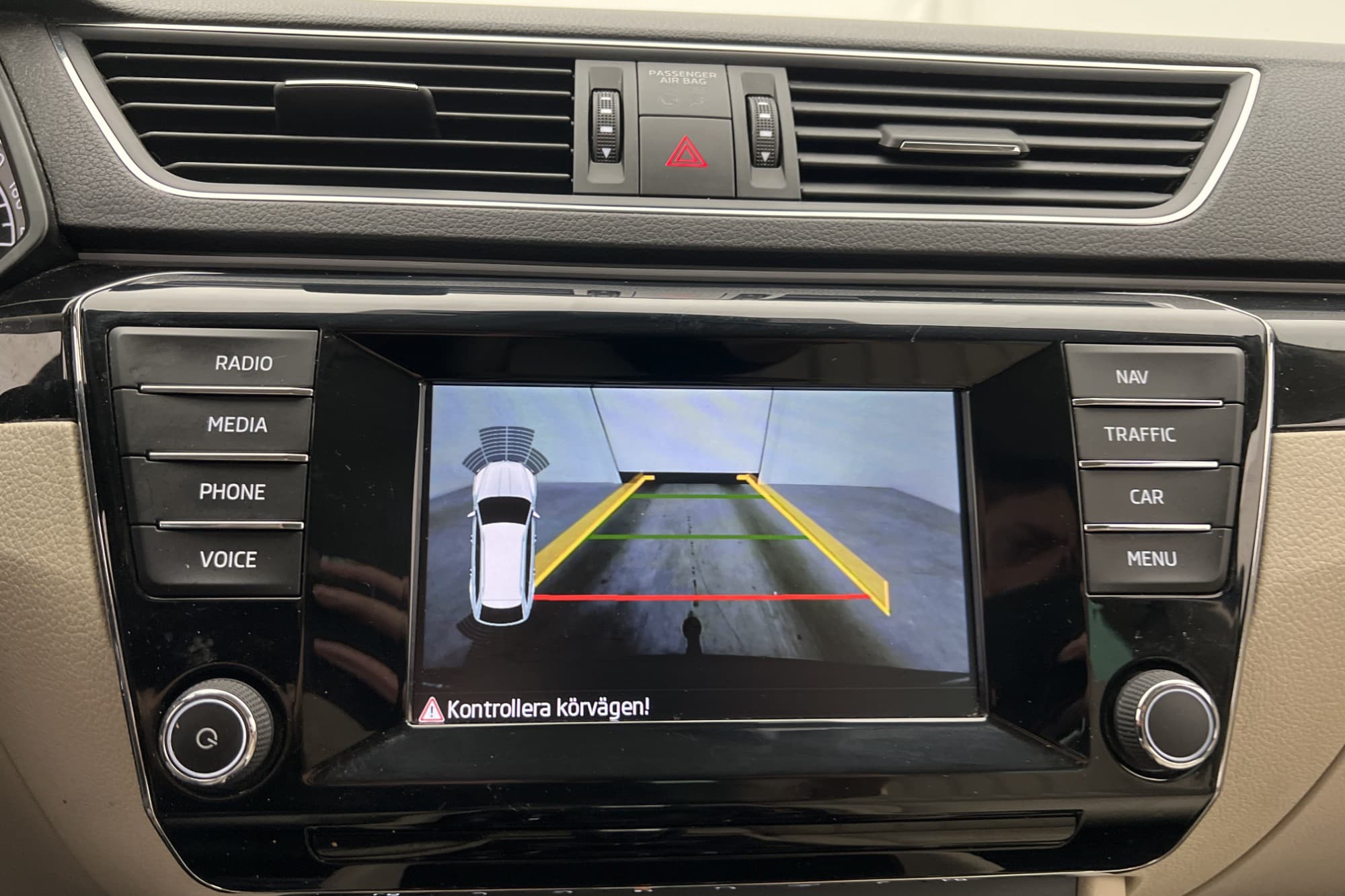 Skoda Superb 2.0 TDI 190hk L&K P-Värm Canton Kamera Drag