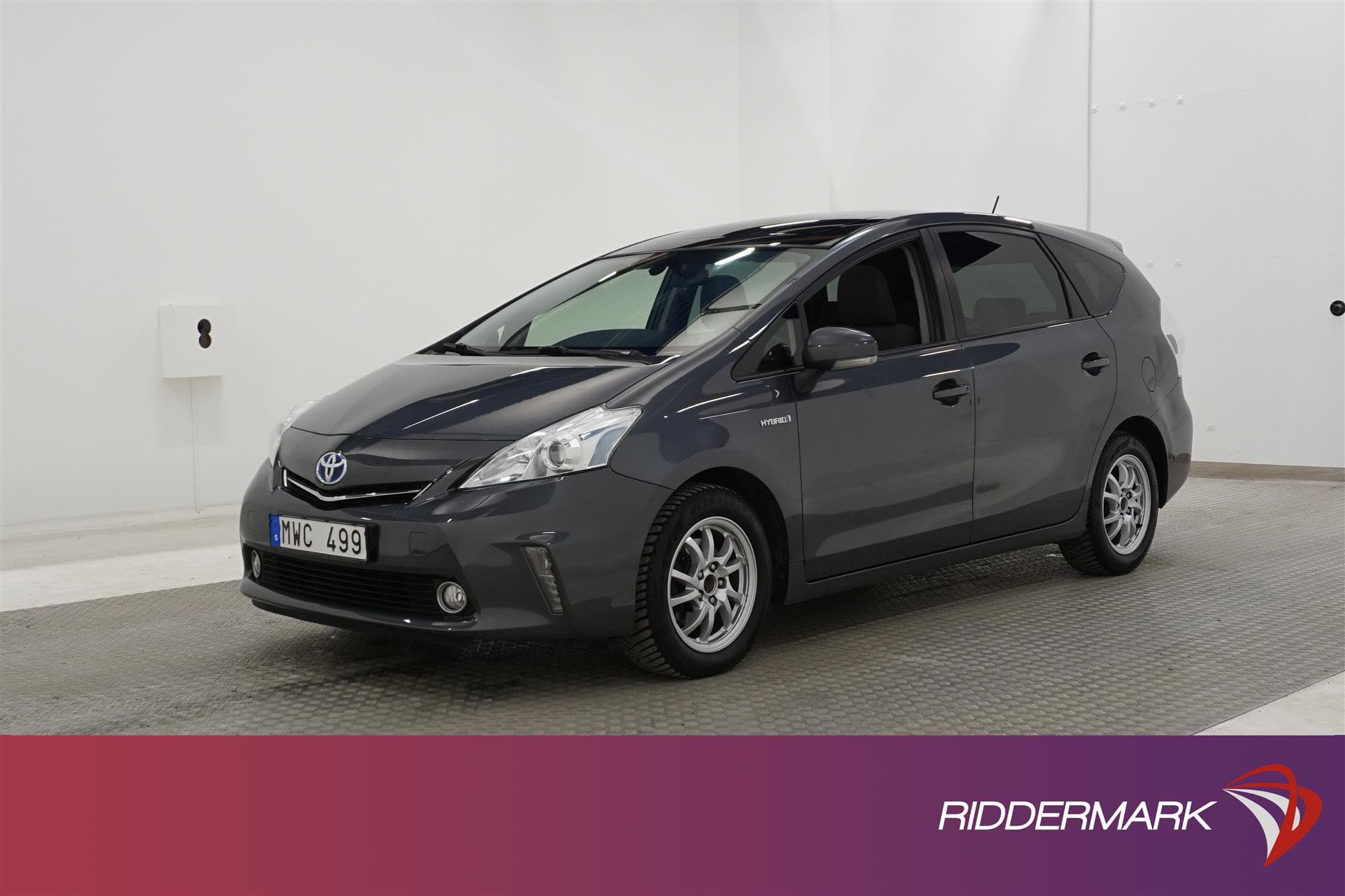 Toyota Prius+ Hybrid 136hk 2 Brukare 7 Sits Pano Navi M-Värm