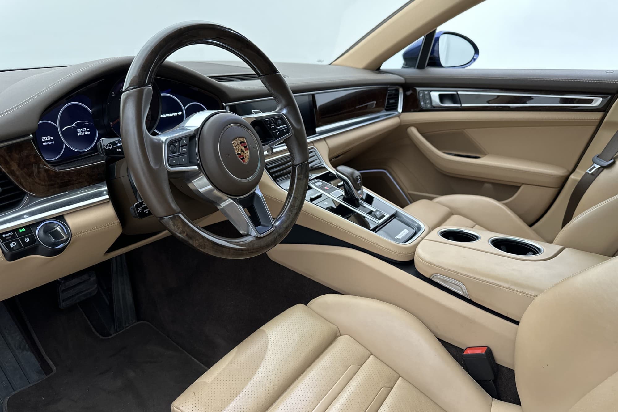 Porsche Panamera 4 PDK 330hk Sportdesign Panorama PASM 360°