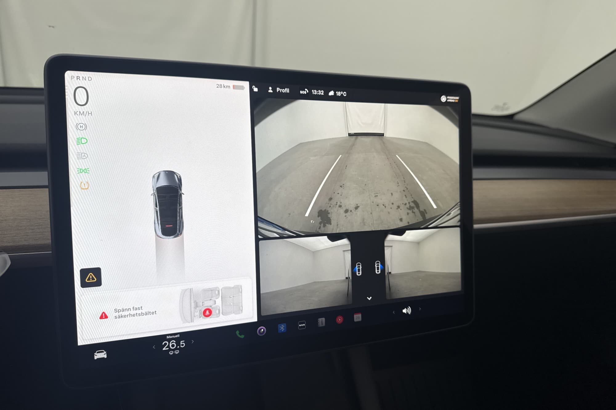 Tesla Model Y Long Range AWD Svensksåld Autopilot Rattvärme