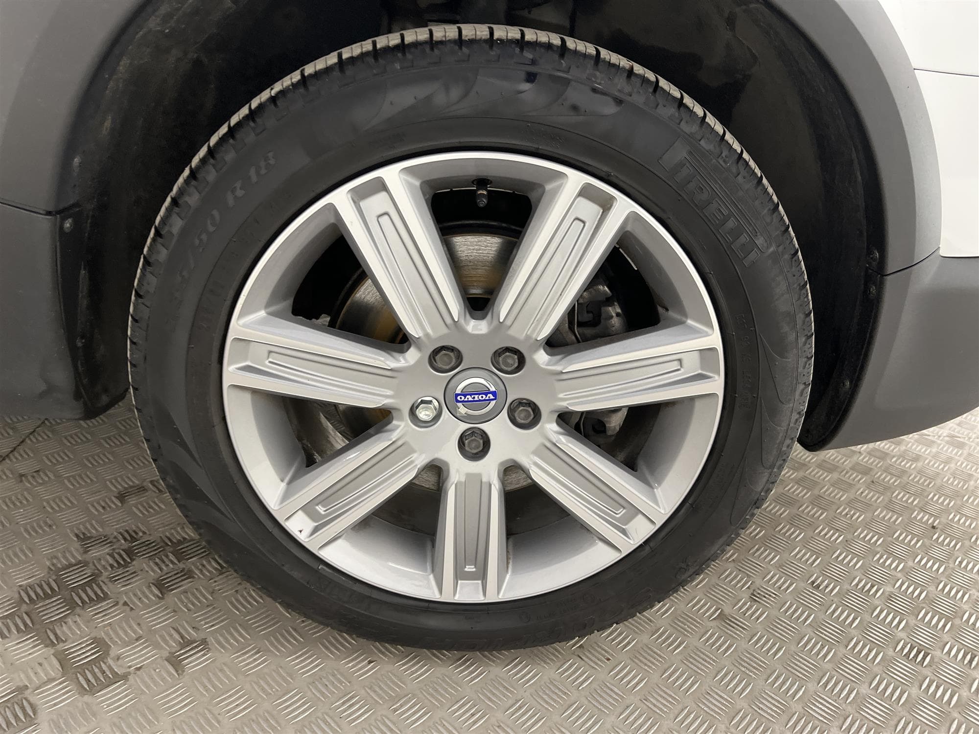Volvo XC70 D4 181hk AWD Summum Classic Voc Navi Värmare BLIS
