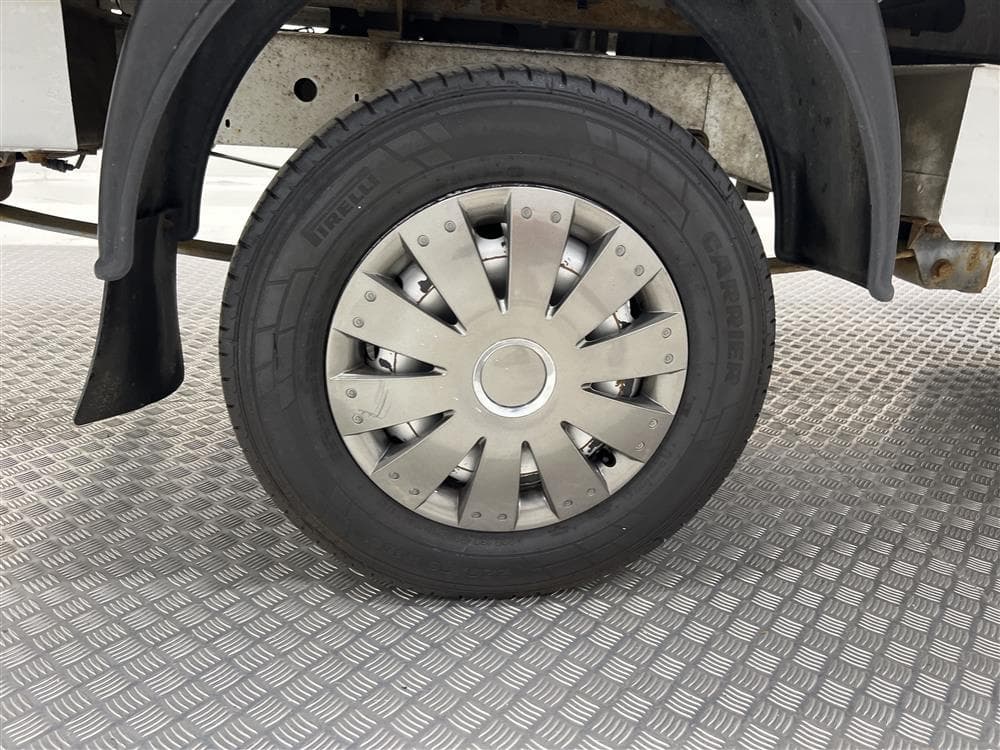 Renault Master 2.3dCi Eu6 170hk 7-sits Flakbil Värmare Moms interiör