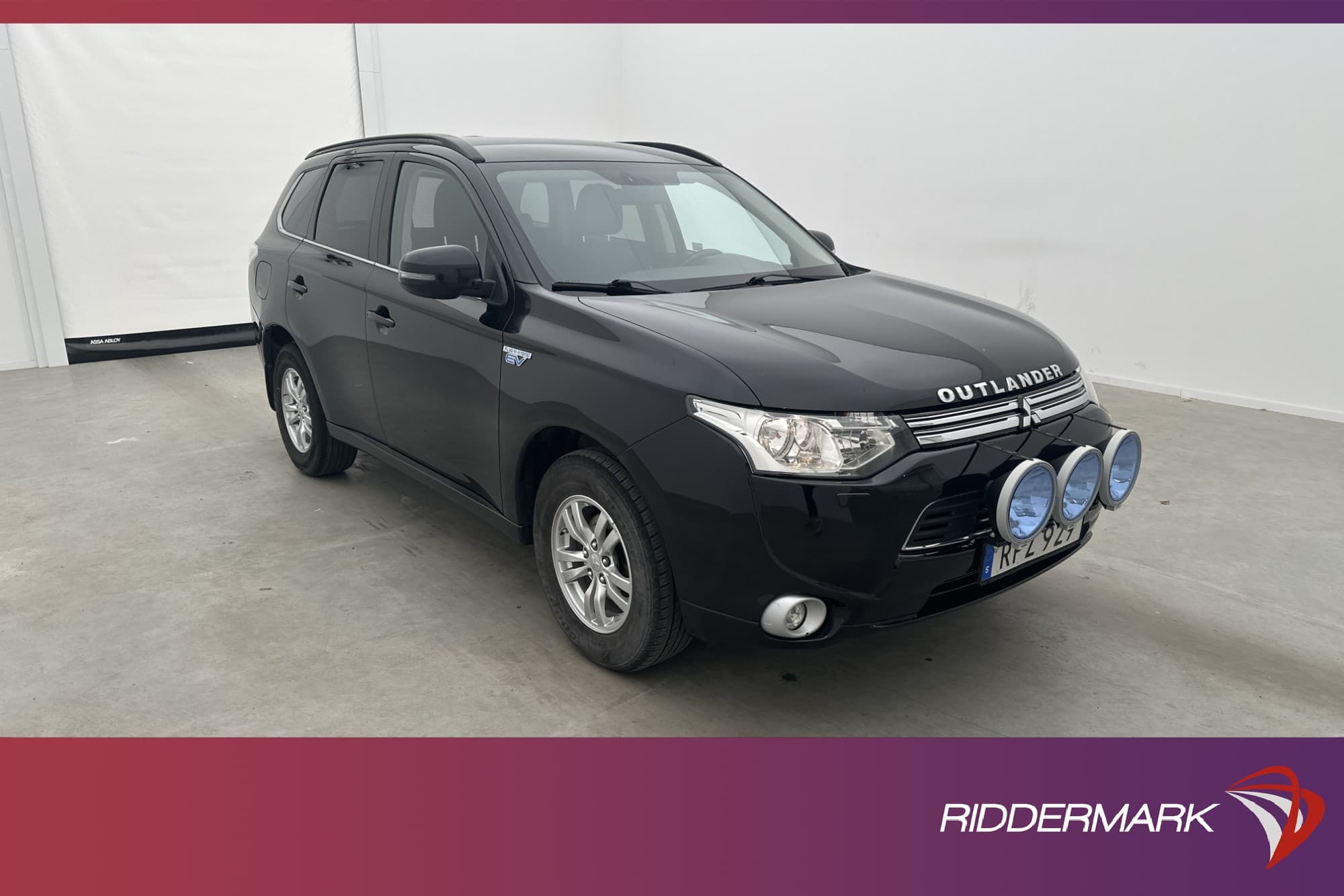 Mitsubishi Outlander PHEV 4WD 203hk