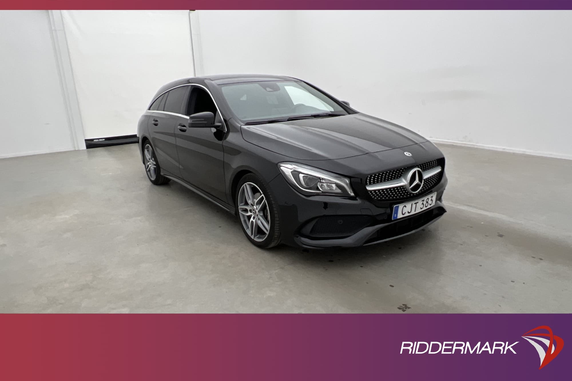 Mercedes-Benz CLA 180 d Shooting Brake AMG Panorama Kamera