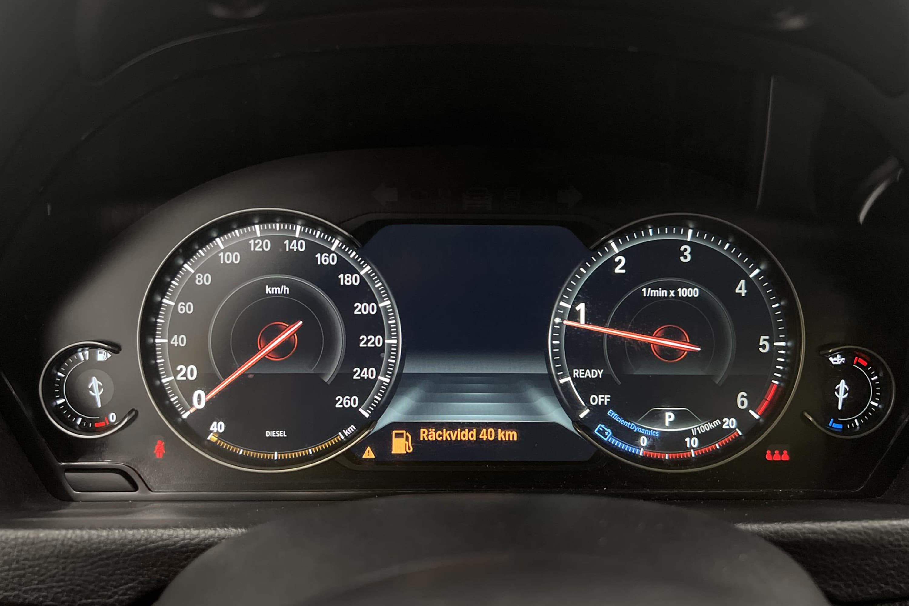 BMW 318d 150hk Sport line Cockpit Drag Navi Elstol Med Minne
