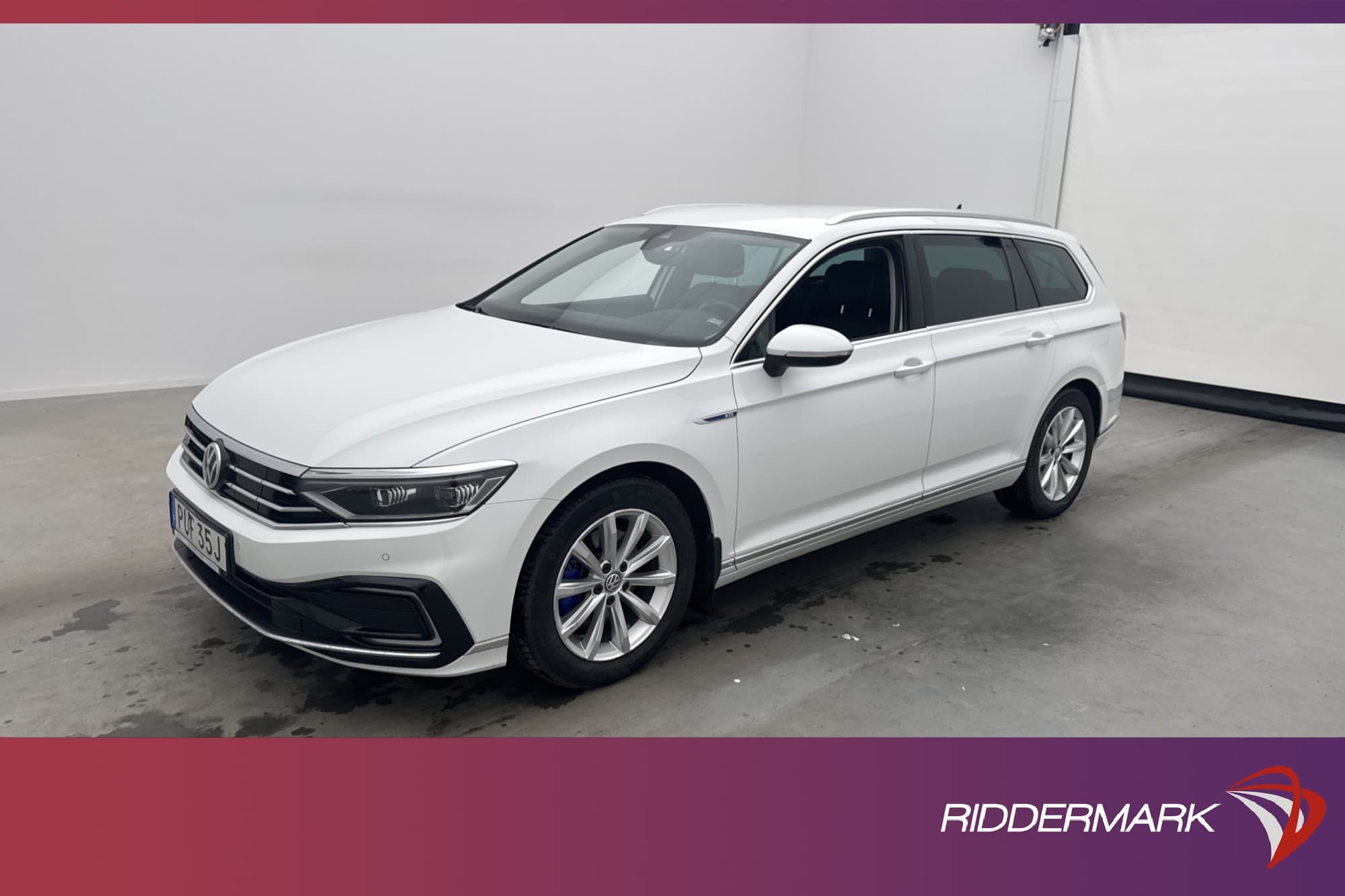 Volkswagen Passat GTE 218hk