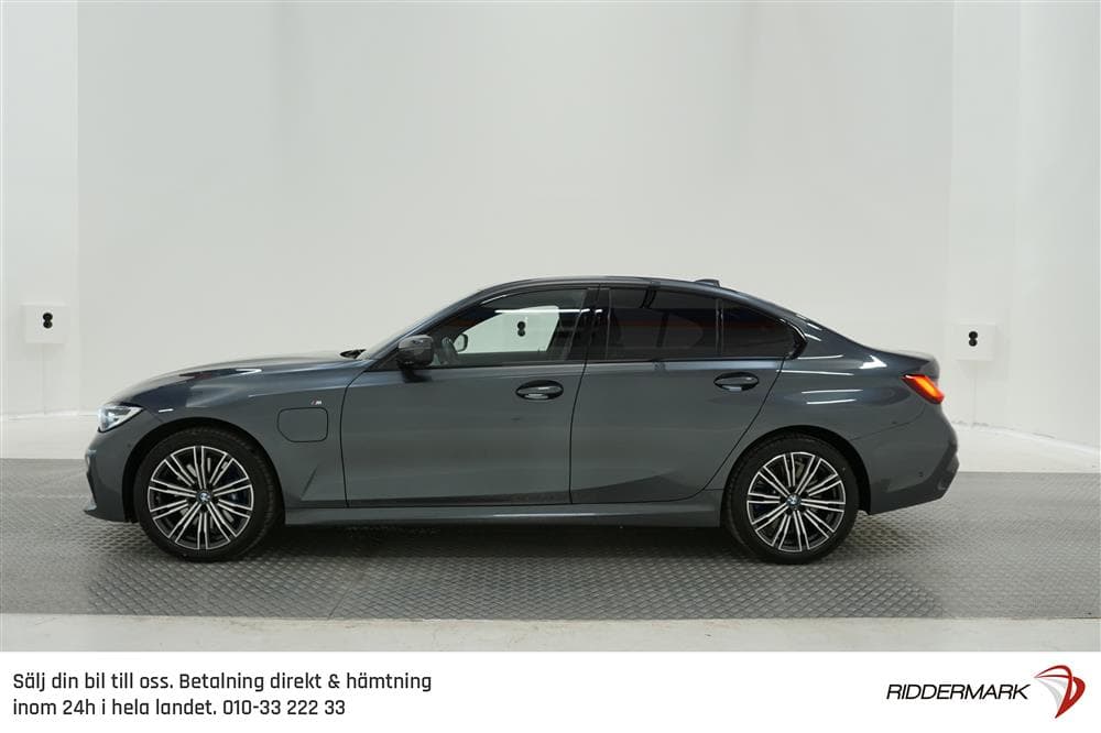 BMW 330e xDrive Sedan 292hk
