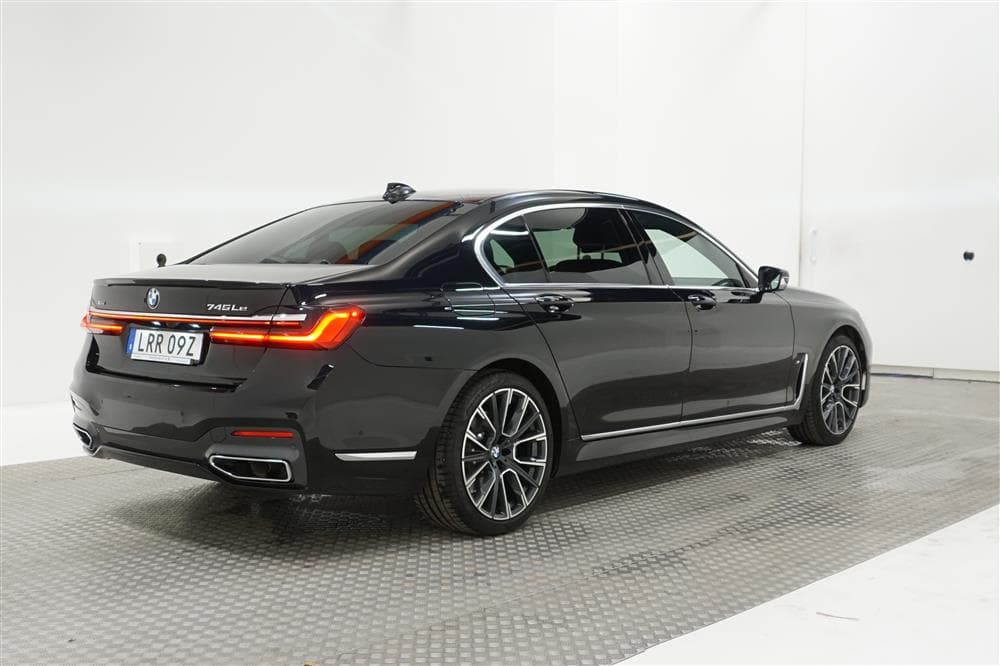 BMW 745Le xDrive 394hk M Sport Moms H/K T-lucka Laser Softclexteriör