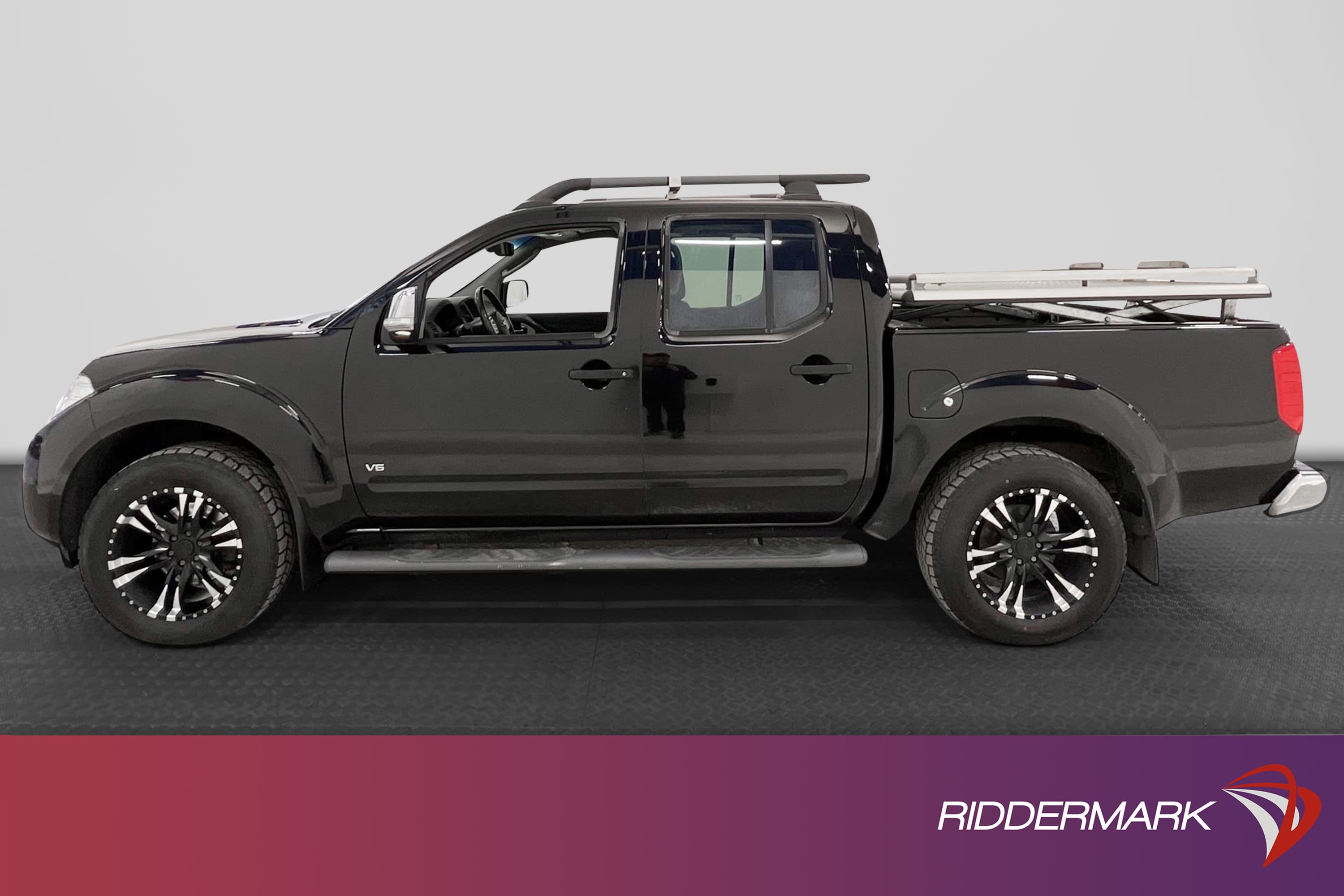 Nissan Navara 3.0 V6 231hk Automat Dragkrok Nyservad Moms