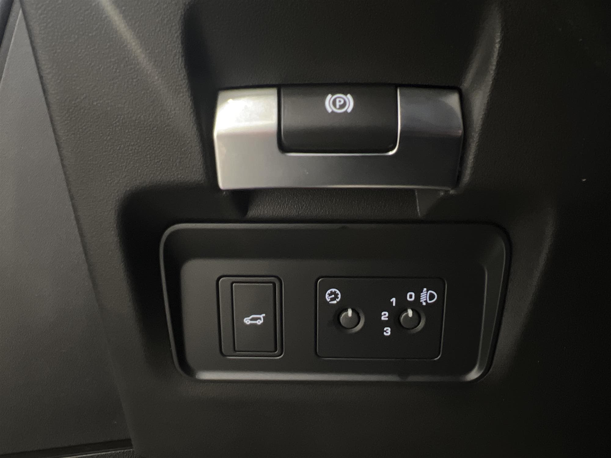 Land Rover Range Rover Evoque D180 MHEV AWD 180hk Navi Cplay