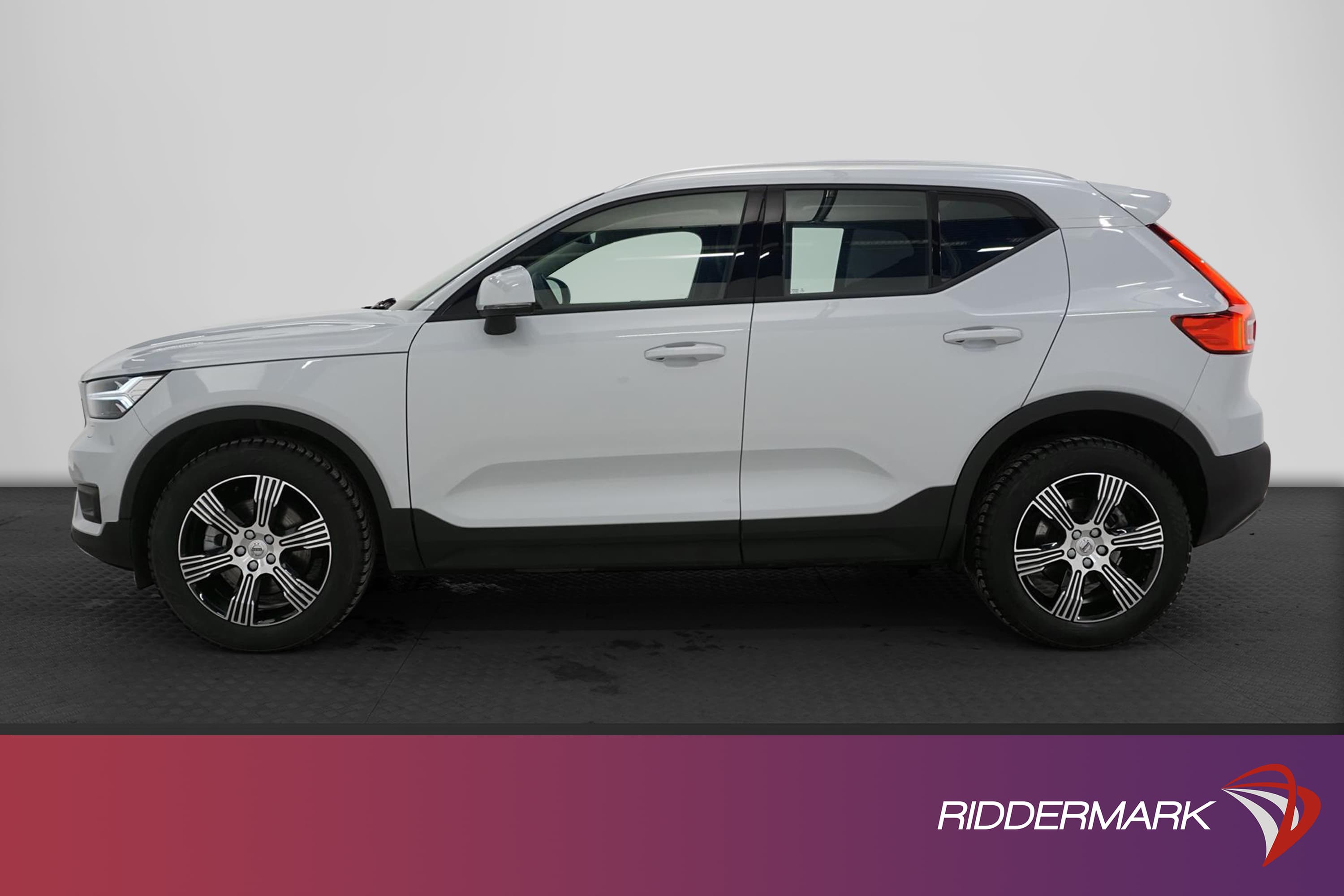 Volvo XC40 B4 197hk AWD Momentum
