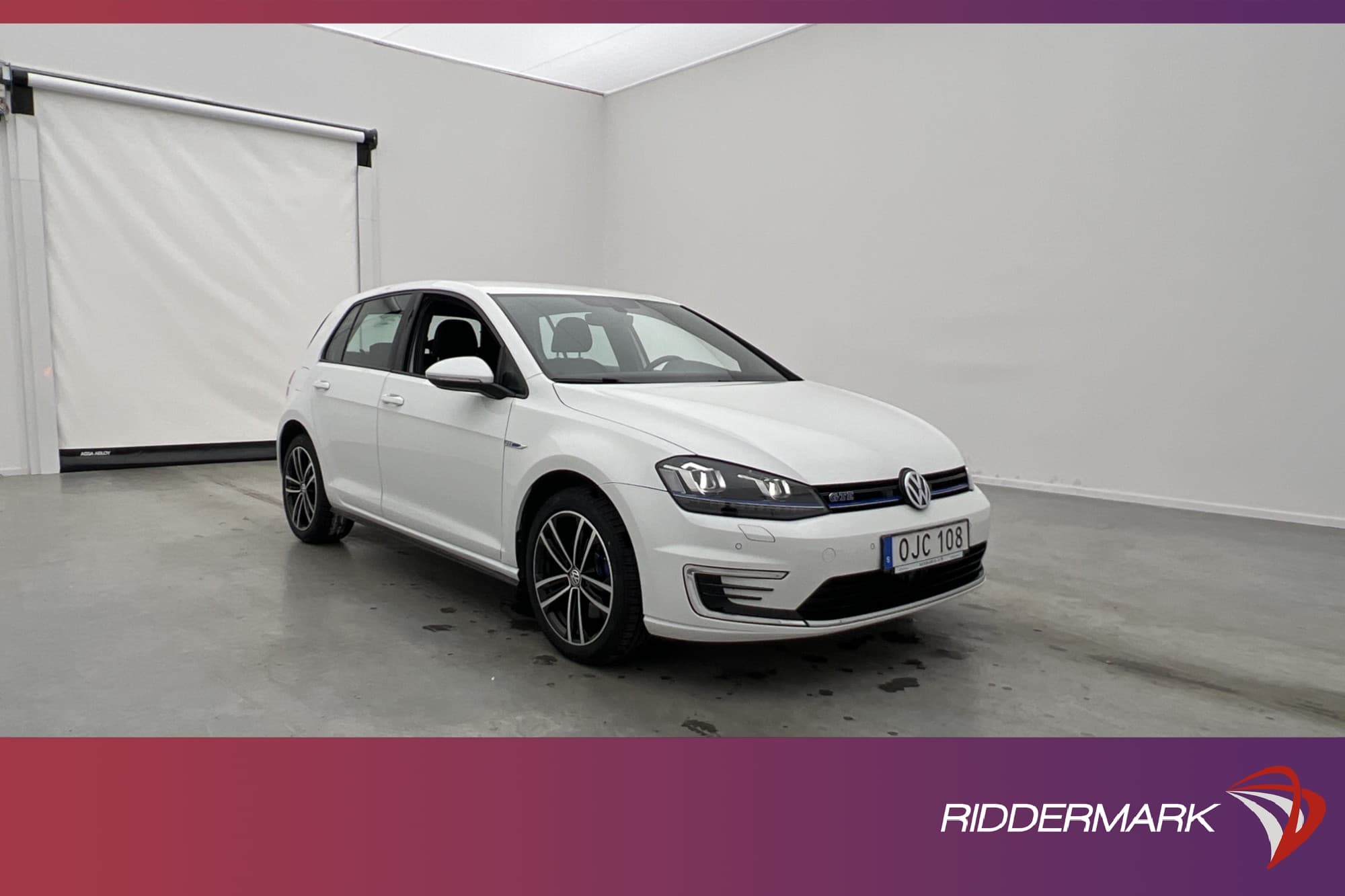 Volkswagen Golf GTE 204hk