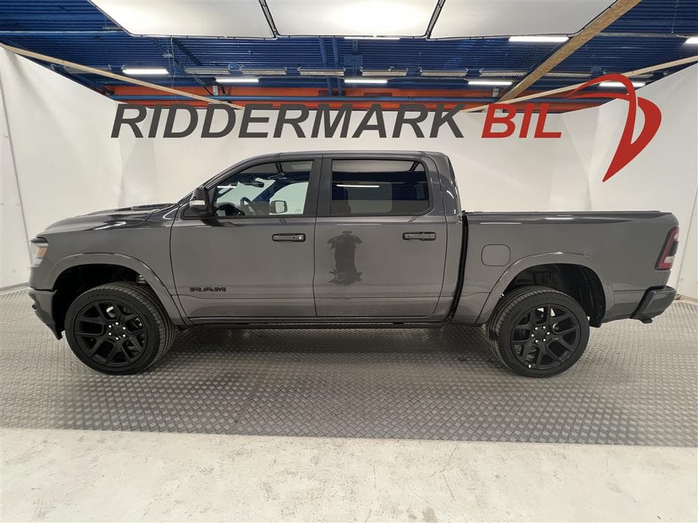 Dodge Ram Laramie Sport Night 5.7 401hk 12tum Luftfjädring