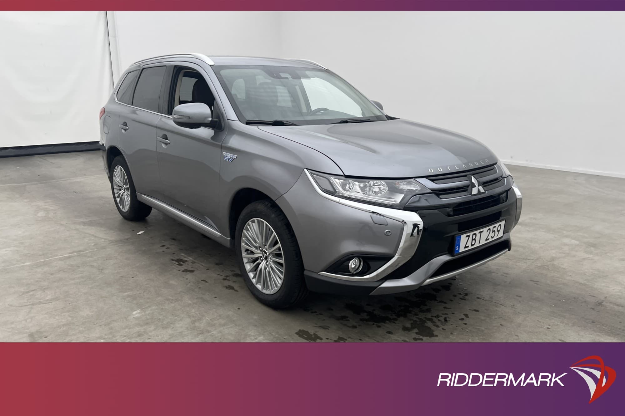 Mitsubishi Outlander PHEV AWD 203hk