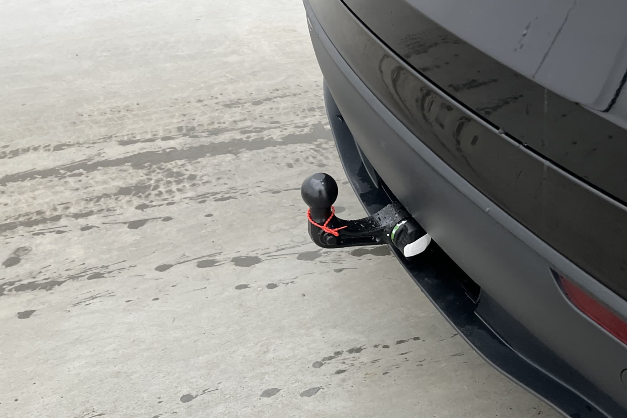 Tesla Model Y Long Range AWD Dragkrok Autopilot Panorama