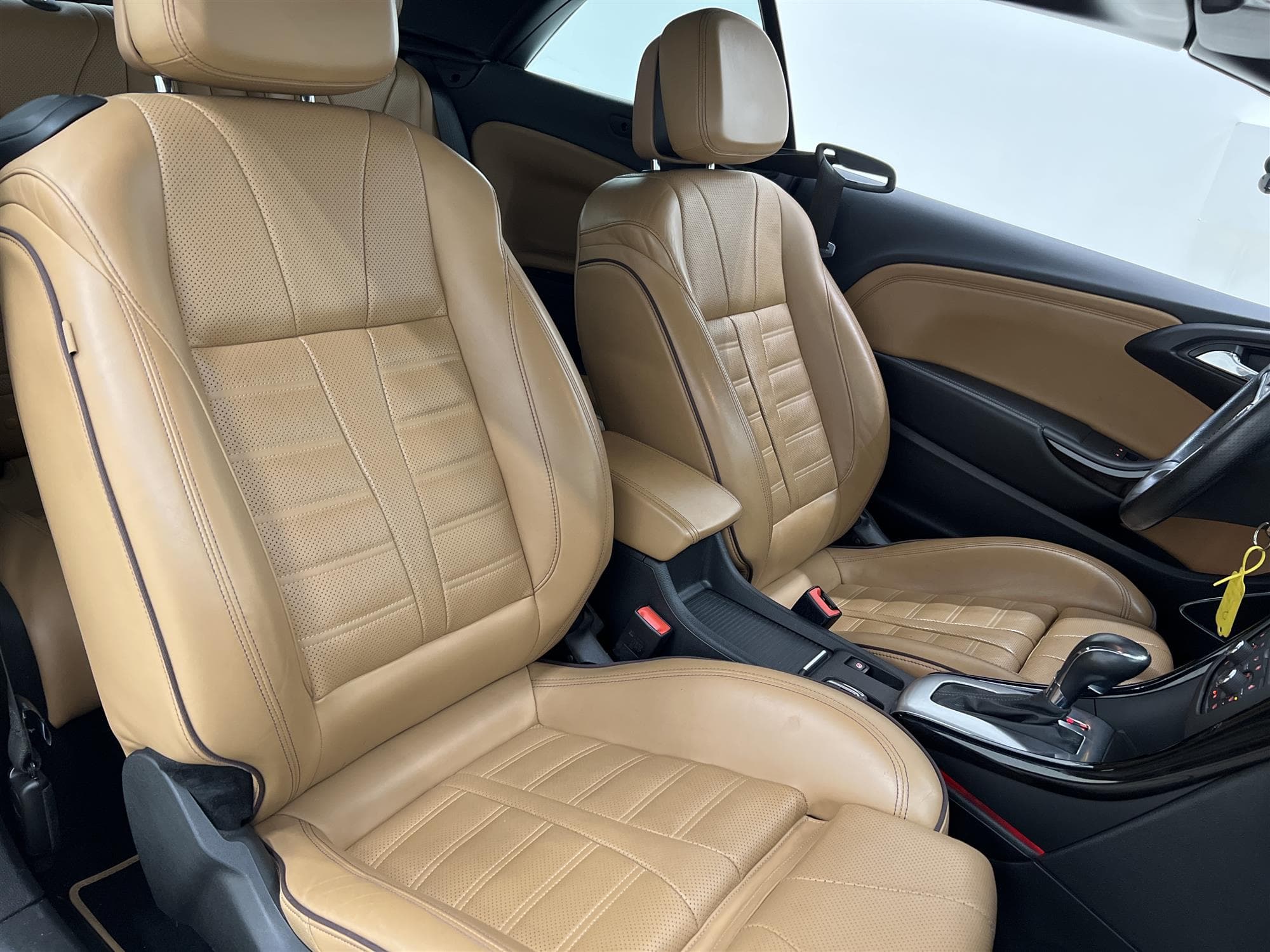 Opel Cascada Cabriolet 170hk Skinn P-sensorer Navi Nyservadinteriör