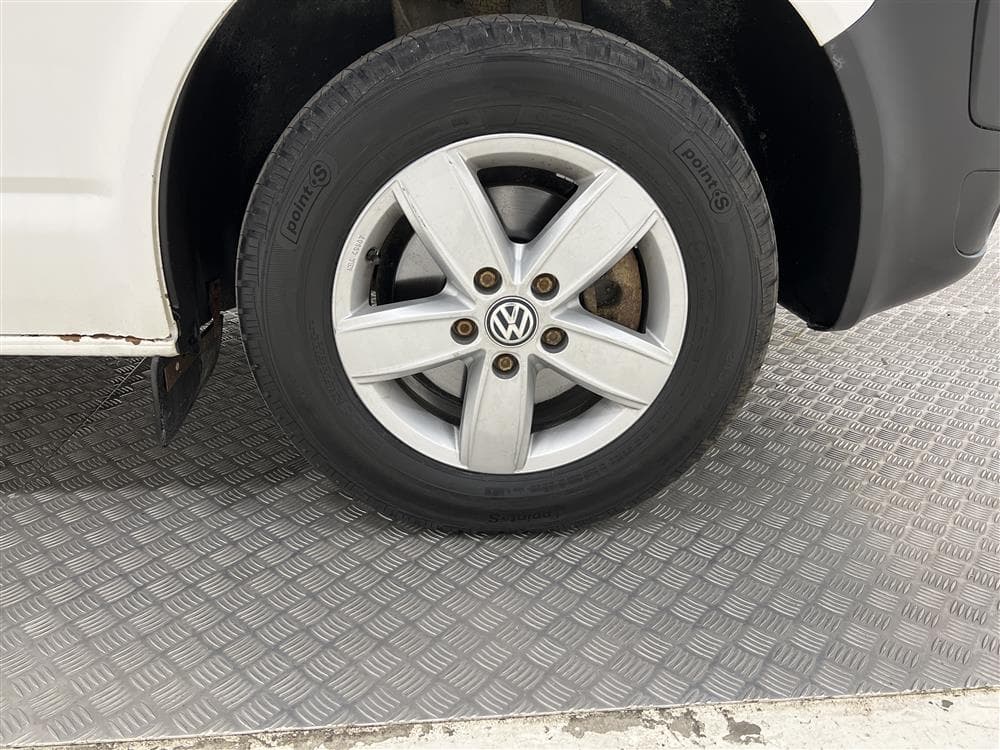 Volkswagen Transporter 2.0TDI 4Motion L2 140hk Värmare Drag interiör