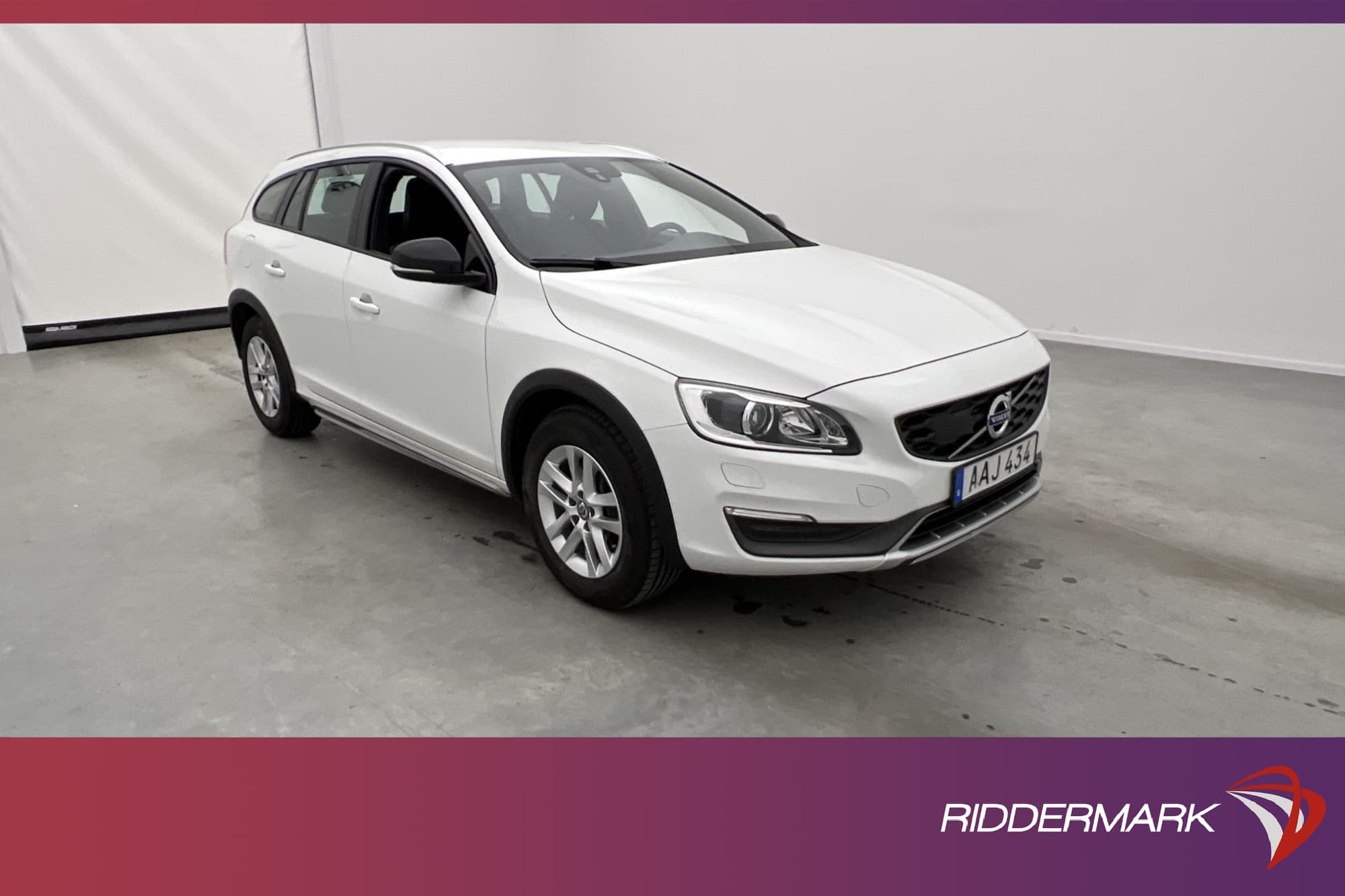 Volvo V60 Cross Country D4 AWD