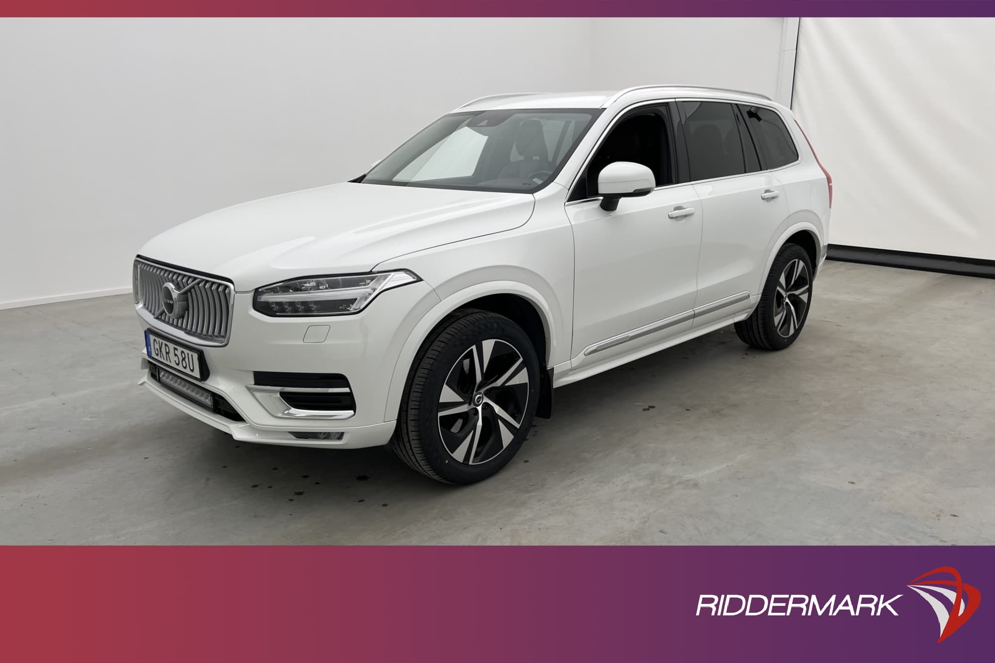 Volvo XC90 B5 AWD