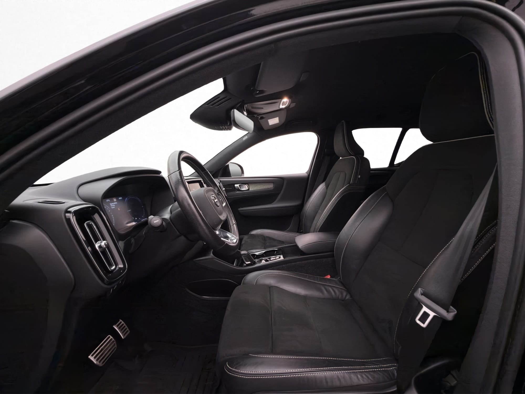 Volvo XC40 Recharge T4 211hk R-Design H/K Värmare Kamera