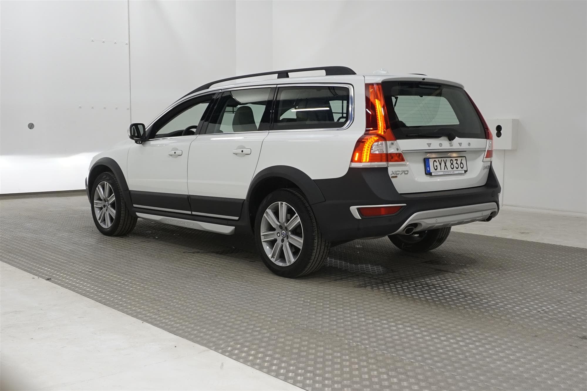 Volvo XC70 D4 181hk AWD Summum Classic Voc Navi Värmare BLIS