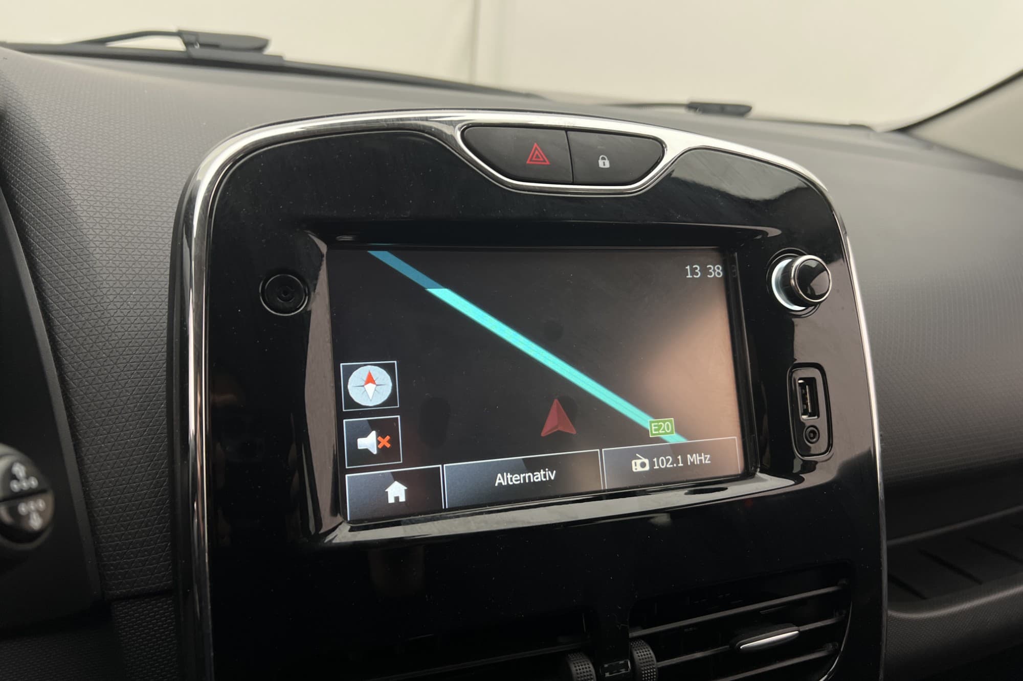 Renault Clio Sport Tourer 120hk Navi Farthållare Bluetooth