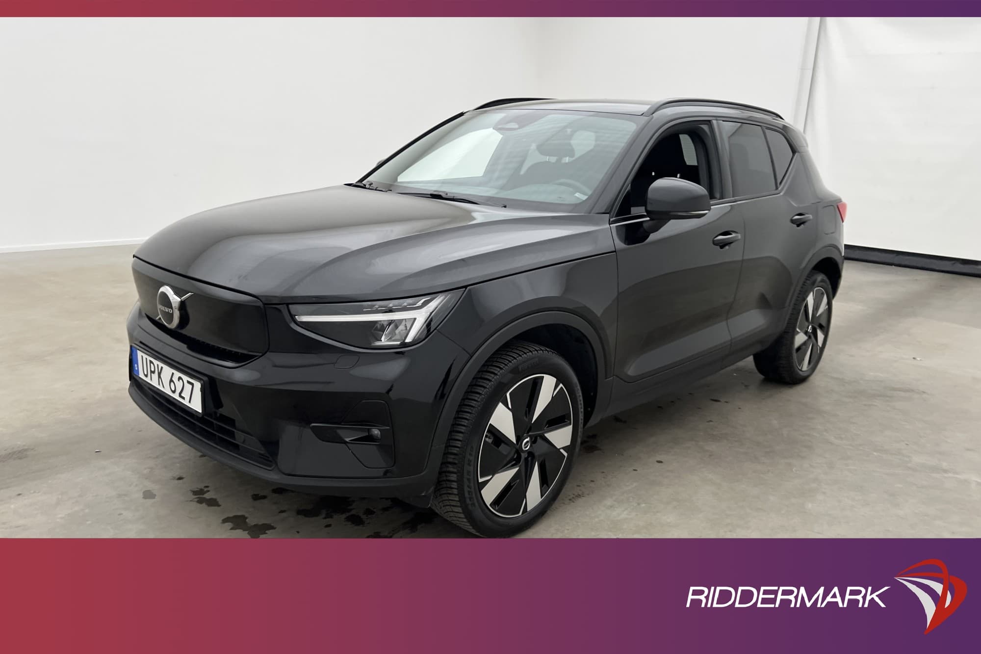 Volvo XC40 Recharge Twin motor 408hk Plus Dark Drag MOMS 