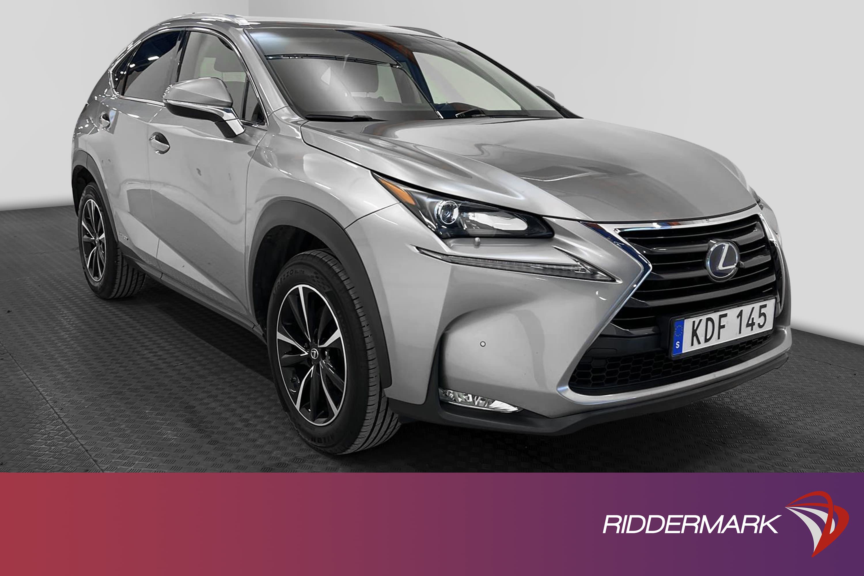 Lexus NX 300h 2.5 AWD 197hk