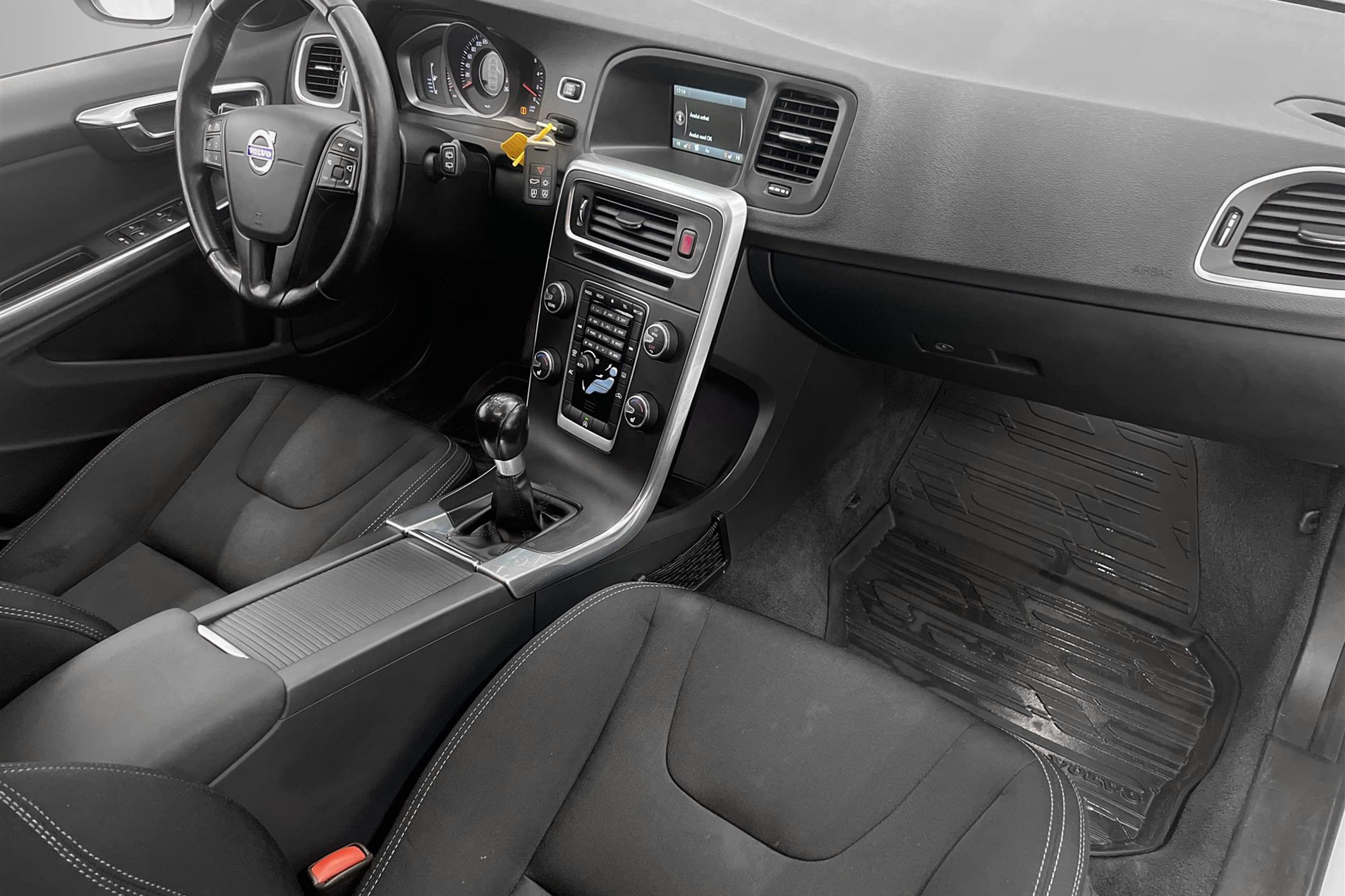 Volvo V60 D2 115hk 1 Bruk 1103kr Skatt Välservad 0,41L/mil
