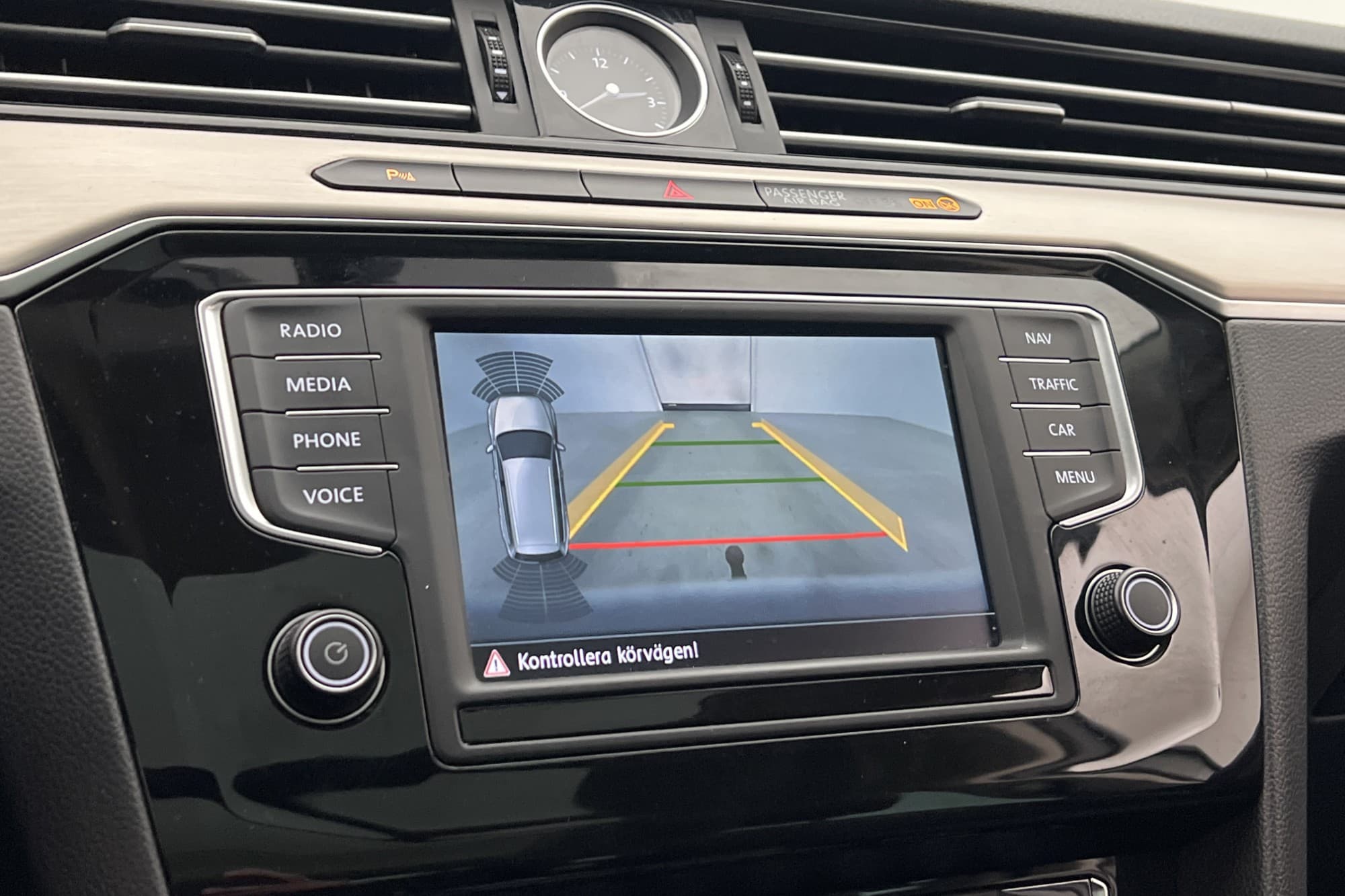 Volkswagen Passat 2.0 TDI 4M Värmare Kamera Pano Drag 1-Bruk