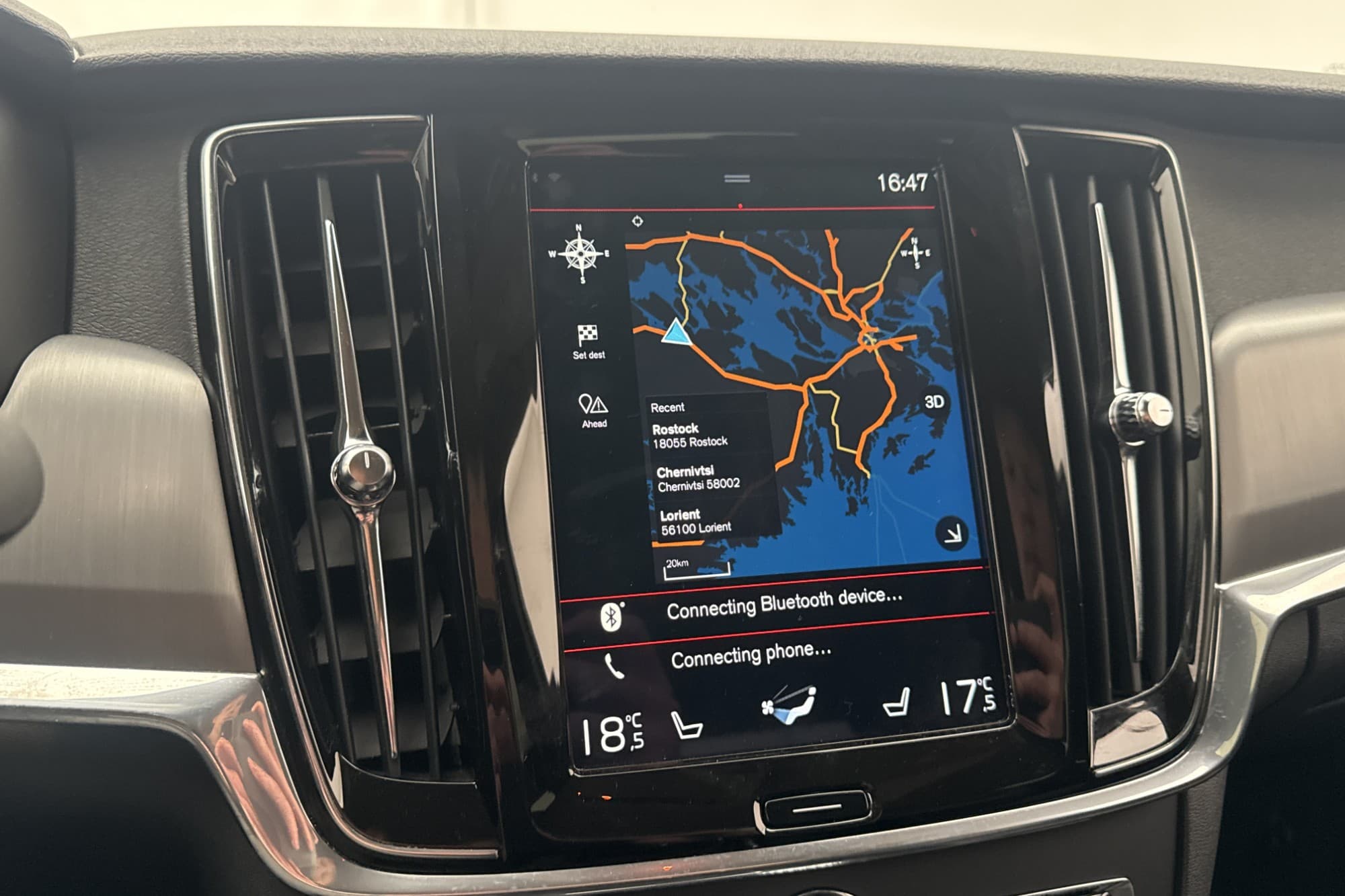 Volvo S90 T4 190hk VOC Värm Navi Kamera Skinn