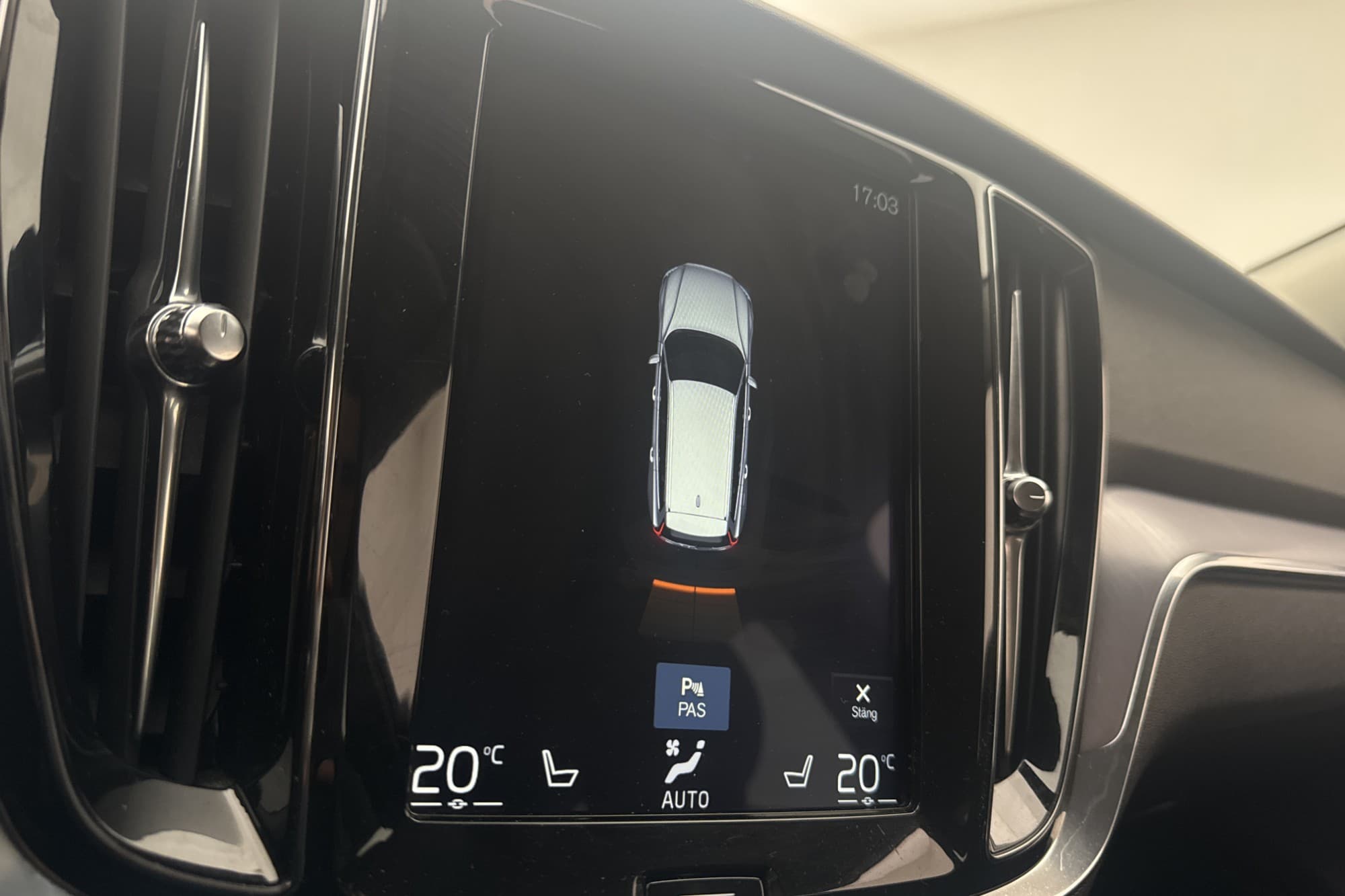 Volvo V60 Cross Country D4 AWD Advanced VOC Värm Skinn Drag