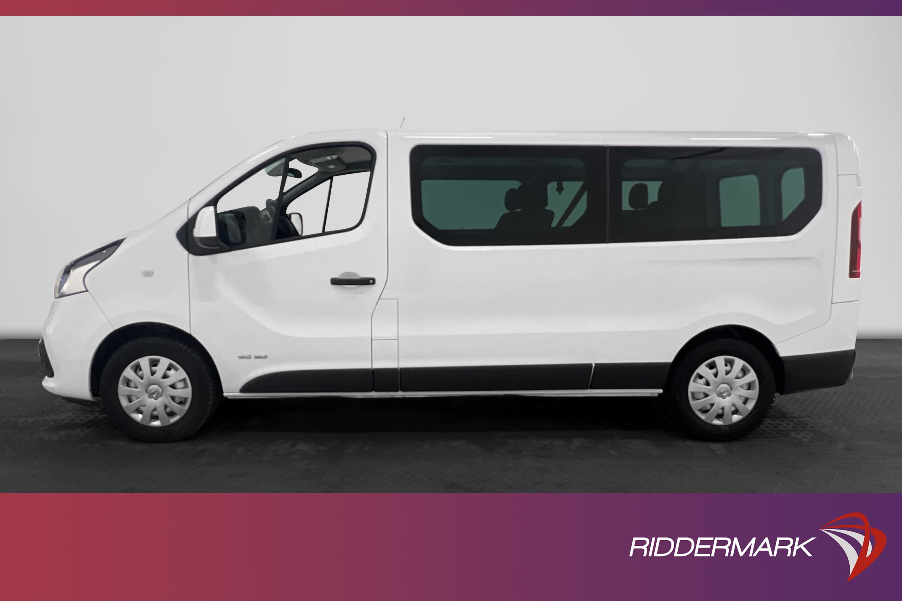 Nissan NV300 Kombi