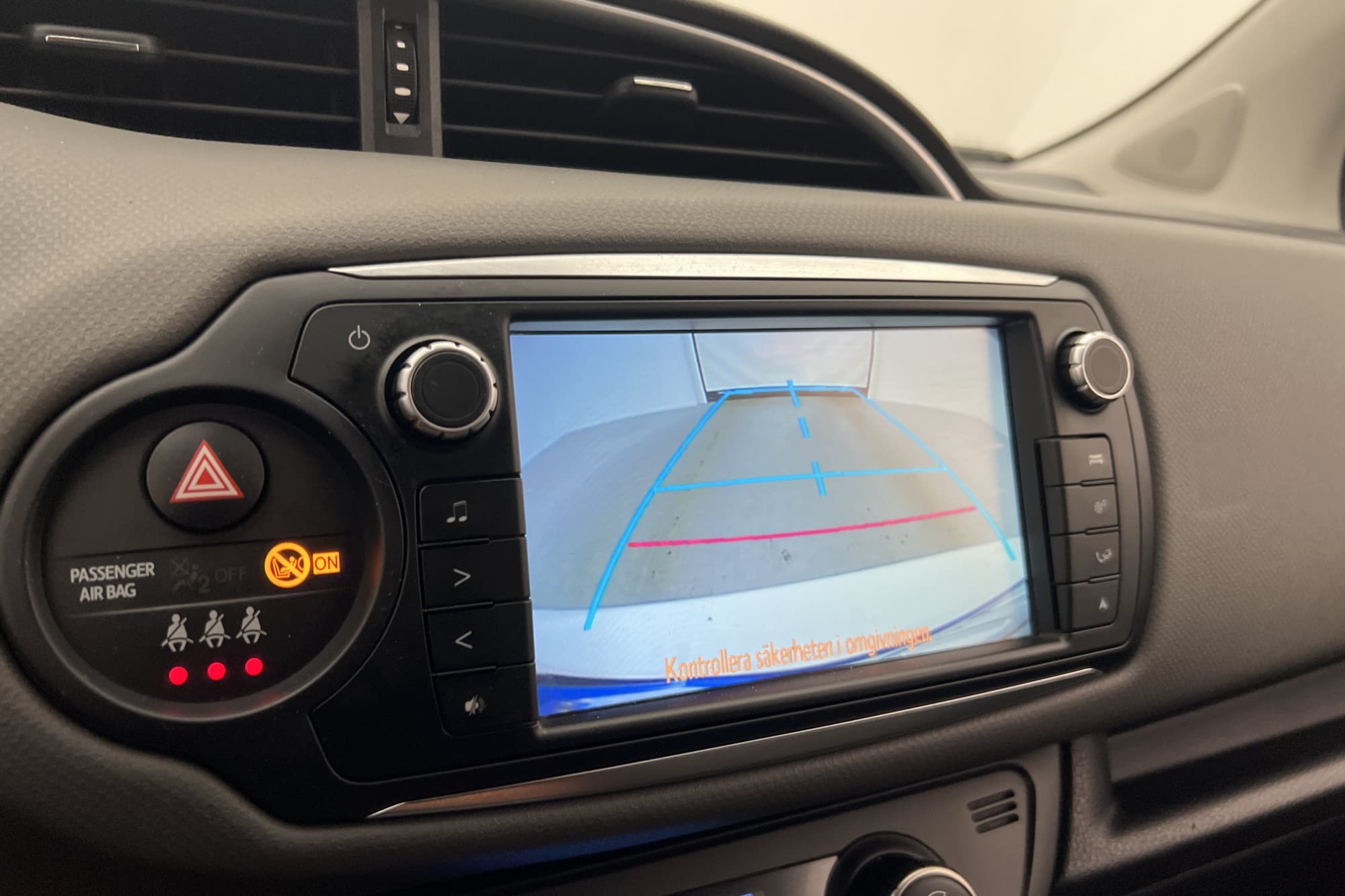 Toyota Yaris Hybrid e-CVT Active M&K-Värmare Backkamera Navi
