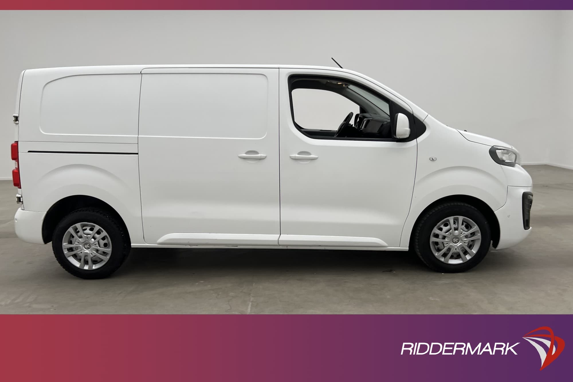Peugeot Expert L2 1.6HDi Ny-Kamrem B-Kamera CARPLAY Moms