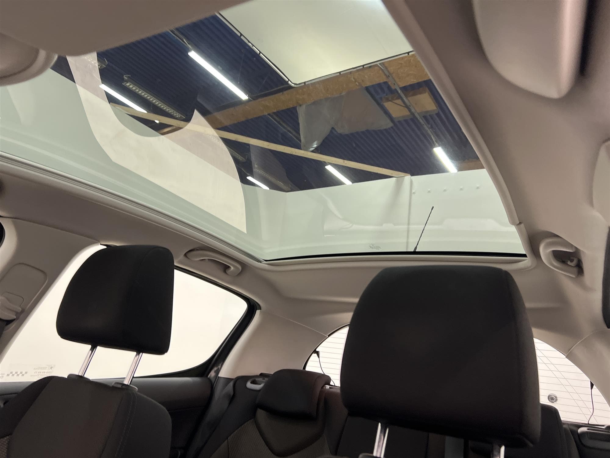 Peugeot 308 1.6 e-HDi 111hk Panorama M&K-Värmare Dragkrok