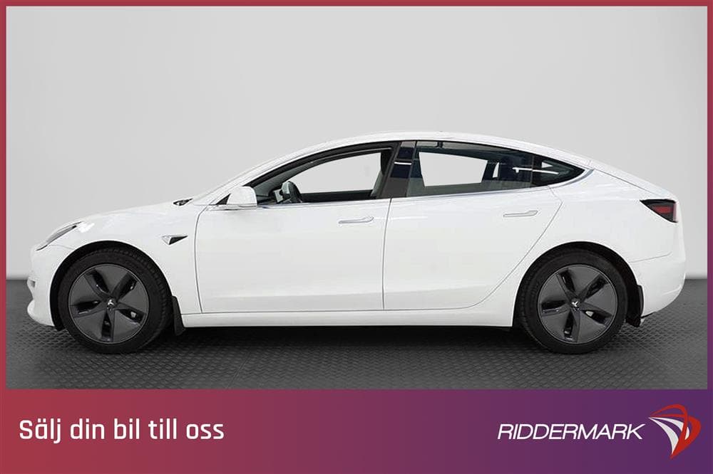 Tesla Model 3 Standard Range Plus 258hk Svensksåld Autopilotexteriör