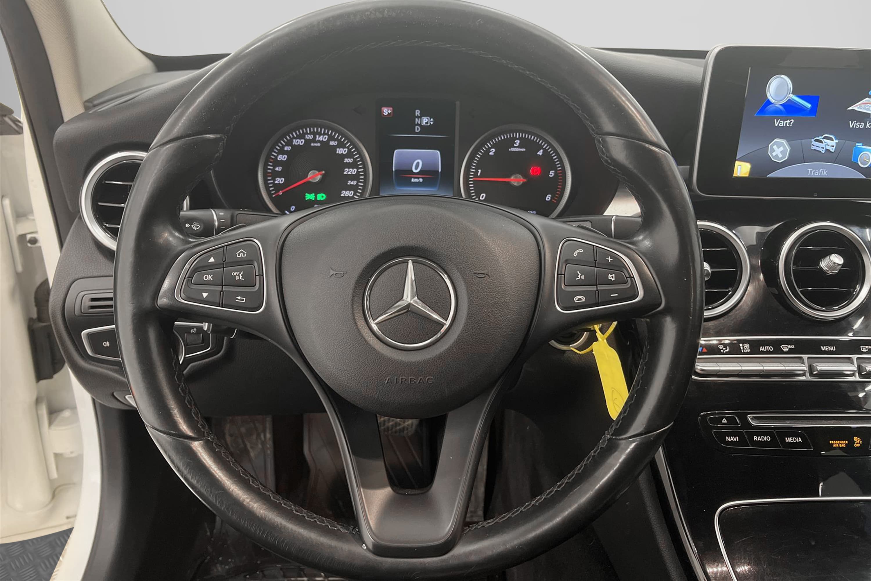 Mercedes-Benz C 220 BlueTEC 170hk Navi PDC Välserv 0,43l/milinteriör