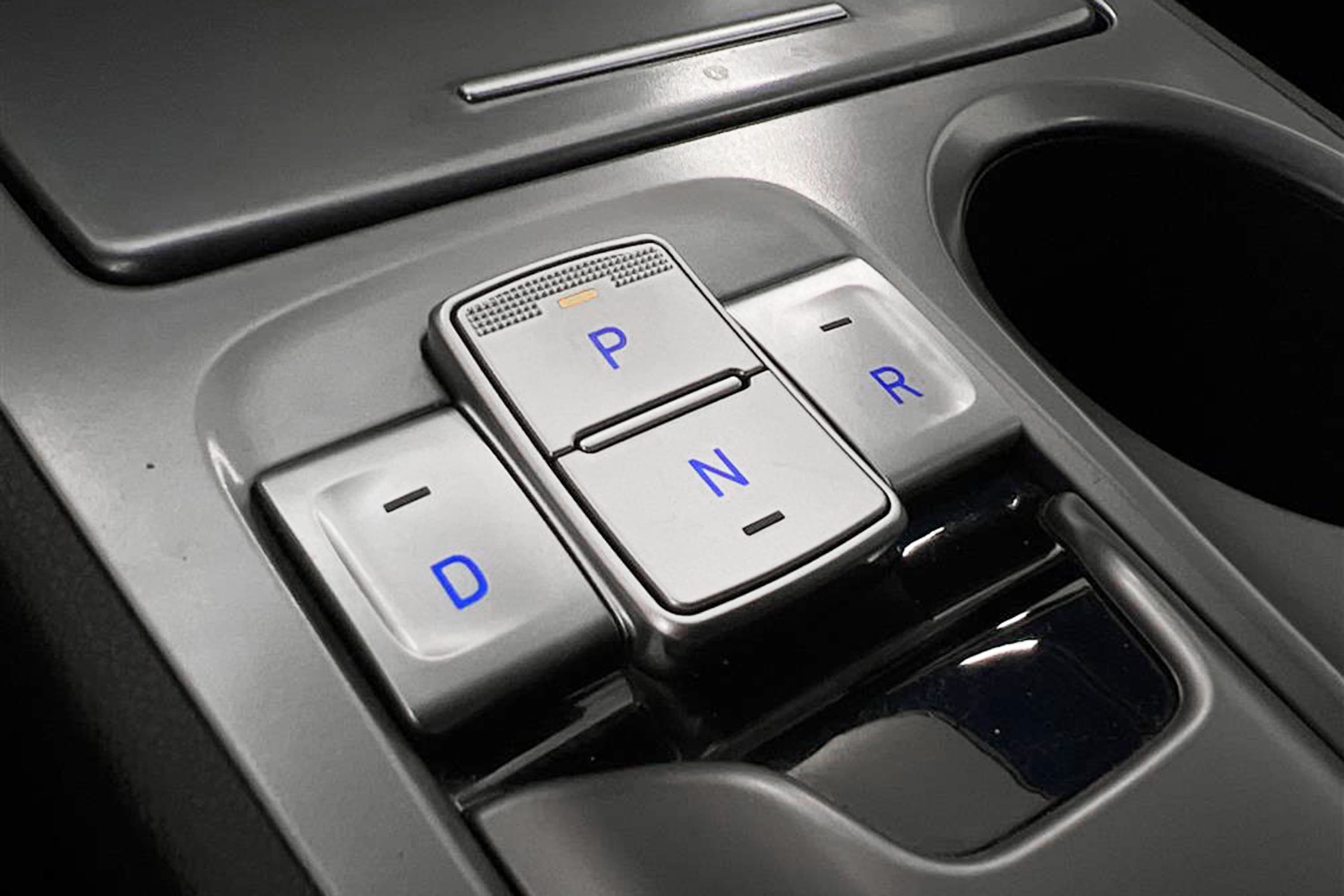 Hyundai Kona Electric 64 kWh 205hk Kamera Carplay MOMS