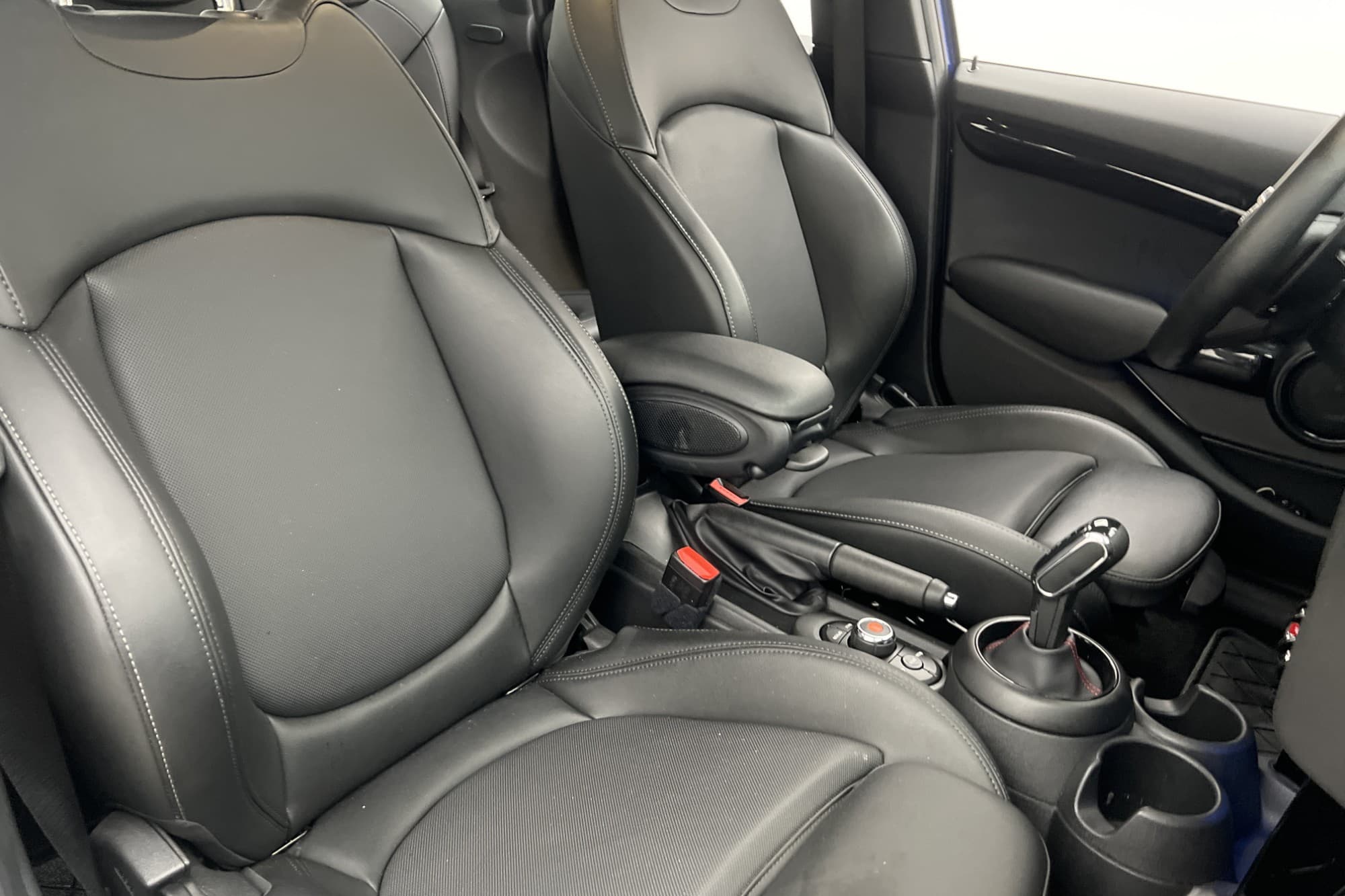 MINI Cooper S 5-dr 192hk Chili II JCW-Ratt Sensorer Skinn