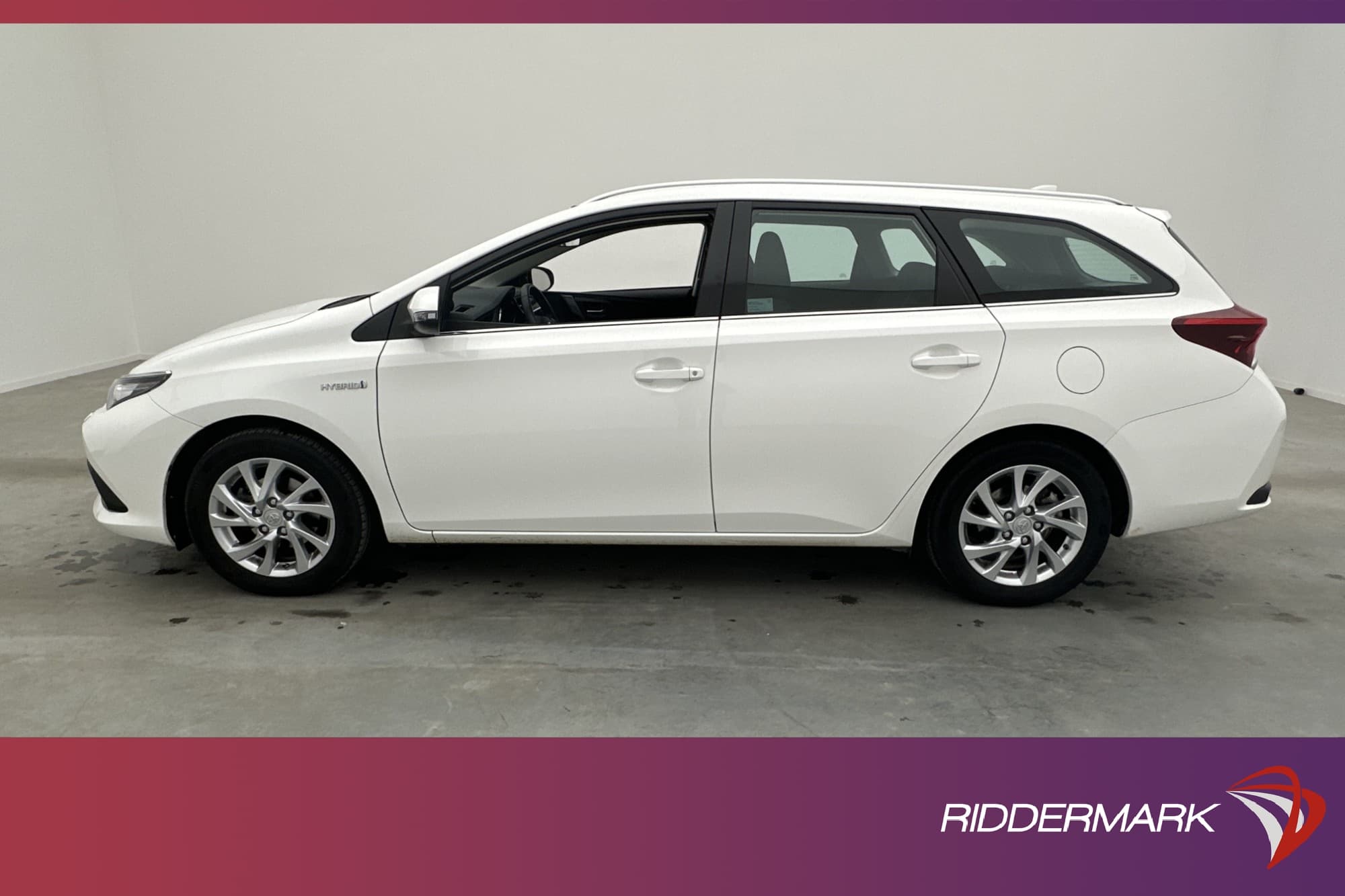 Toyota Auris Touring Sports Hybrid