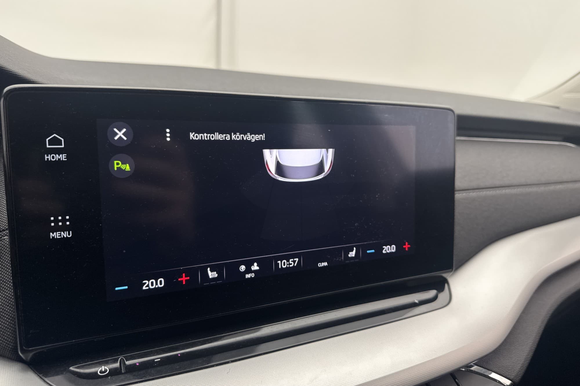 Skoda Octavia iV Plug-in Hybrid 204hk Style Cockpit CarPlay