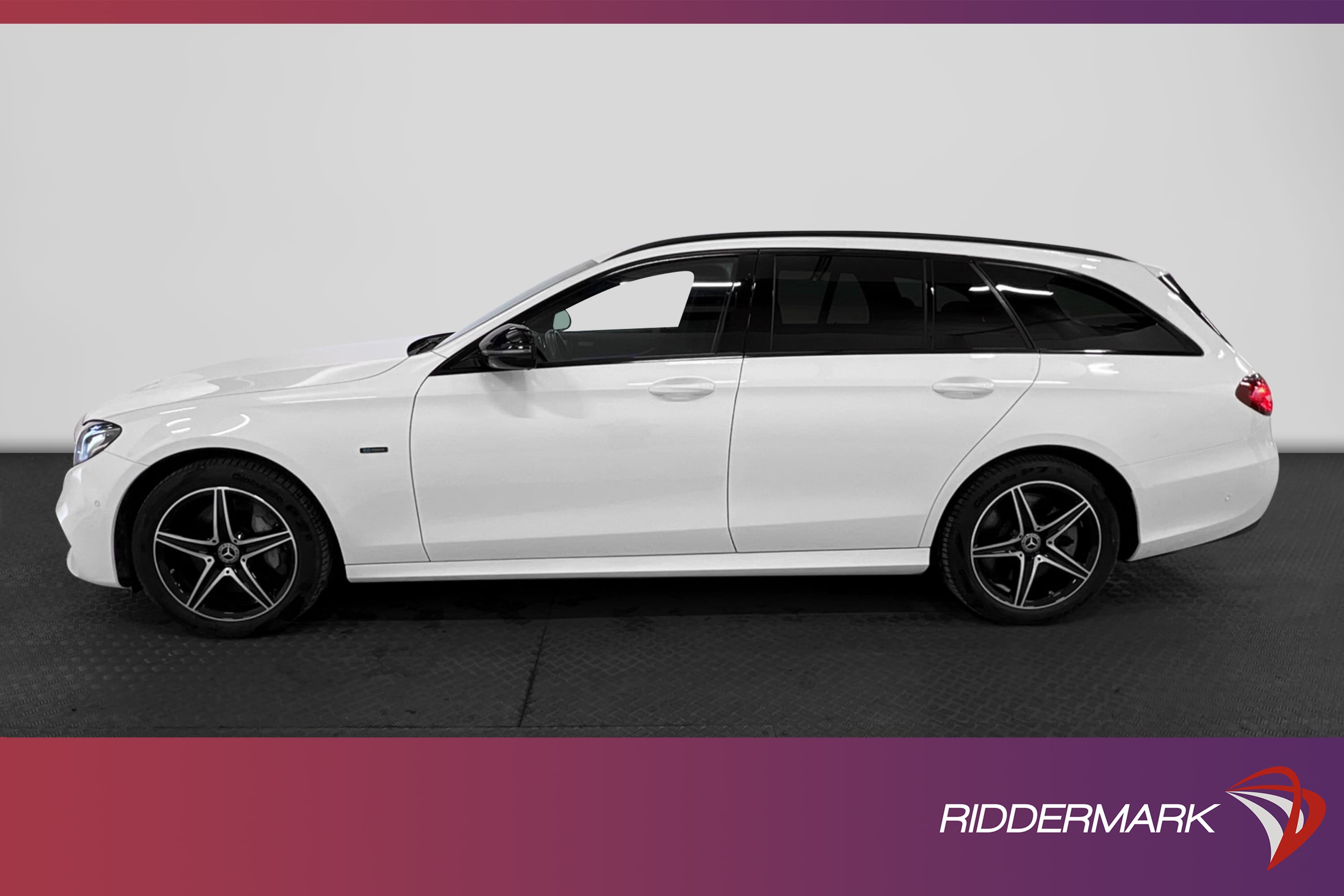 Mercedes-Benz E 300 de T 306hk