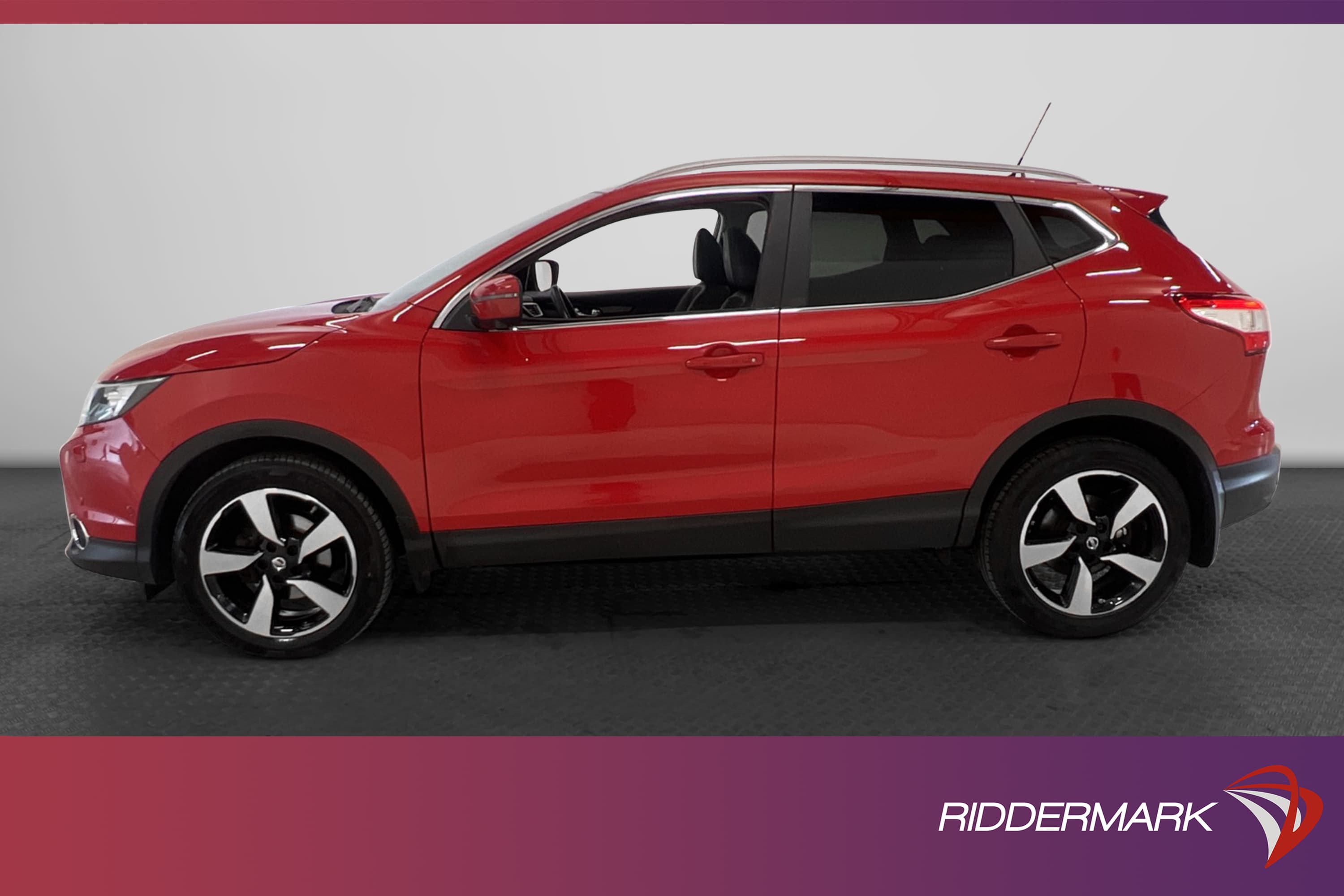 Nissan Qashqai  1.6 dCi TEKNA Pano 360 Navi Drag H-Skinn