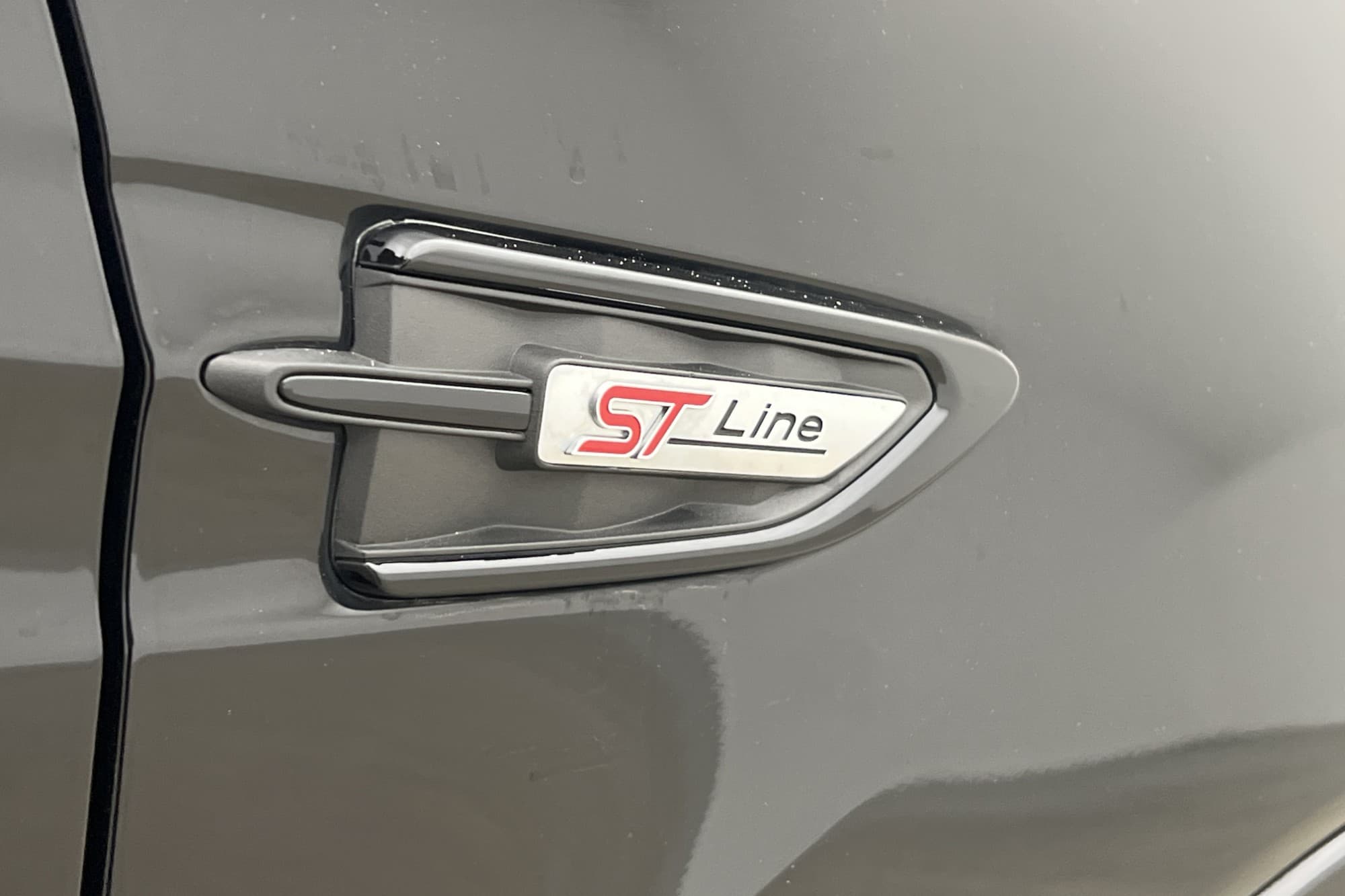 Ford Kuga 1.5 EcoBoost 150hk ST-Line Kamera SONY Sound