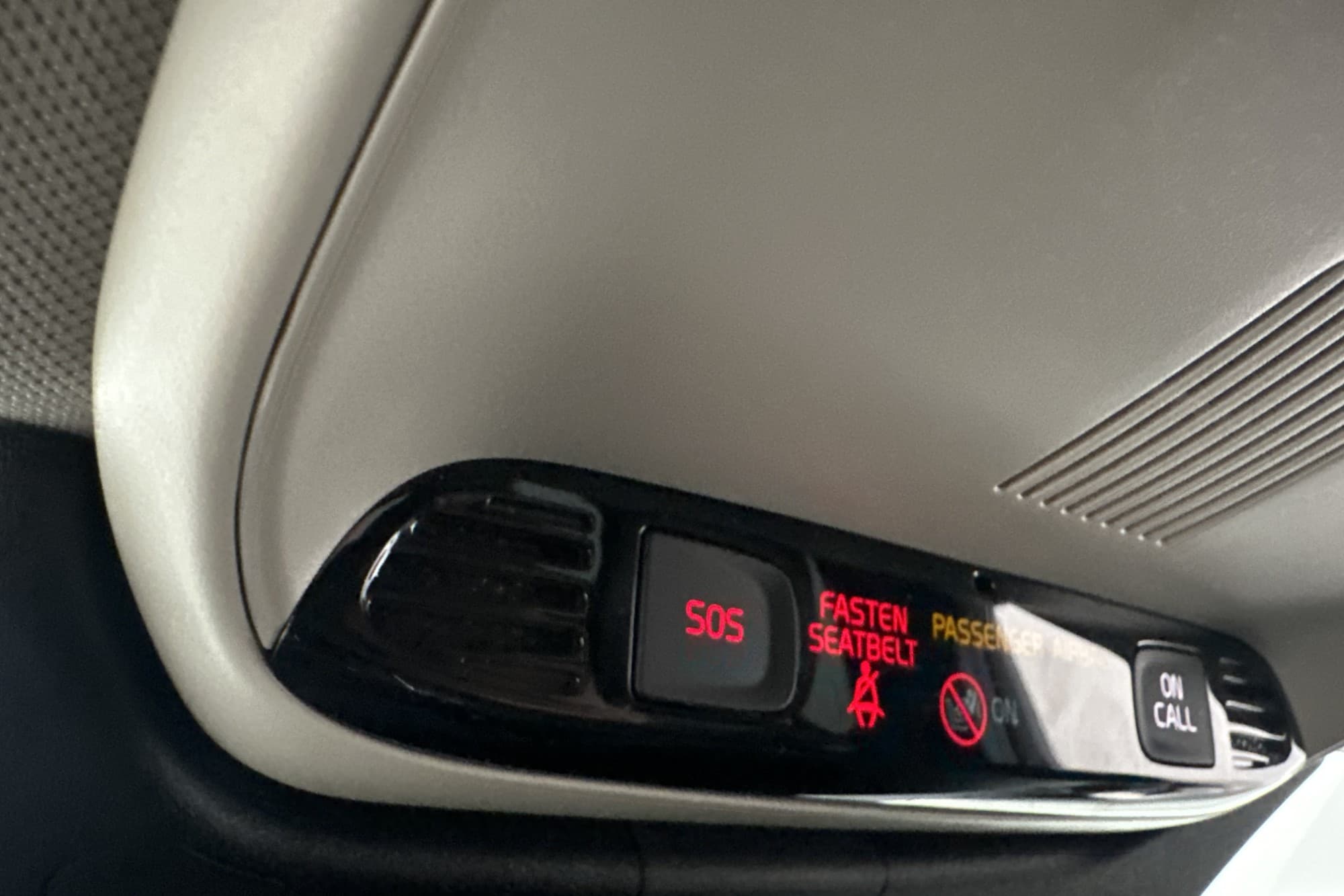 Volvo XC60 D4 AWD 190hk Momentum Värmare VOC Drag Adaptiv