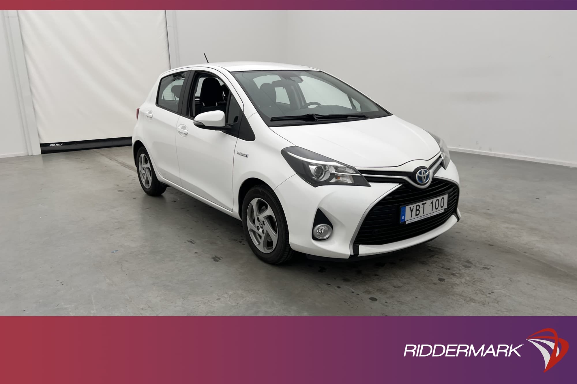 Toyota Yaris Hybrid 101hk
