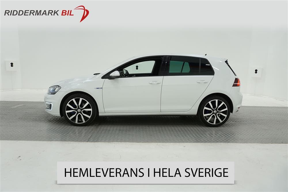 Volkswagen Golf GTE 204hk B-kamera CarPlay Drag